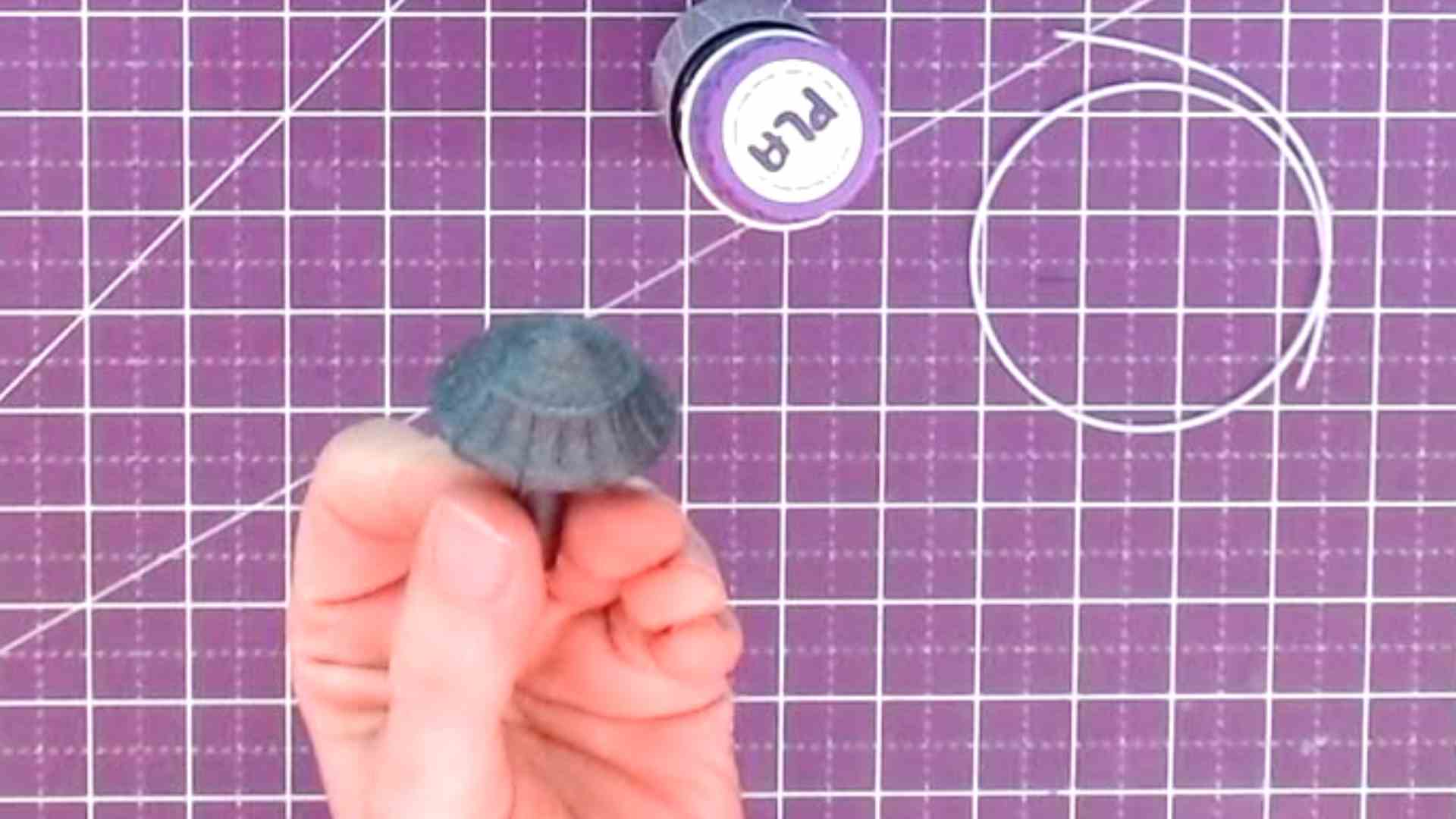 UFO spin top