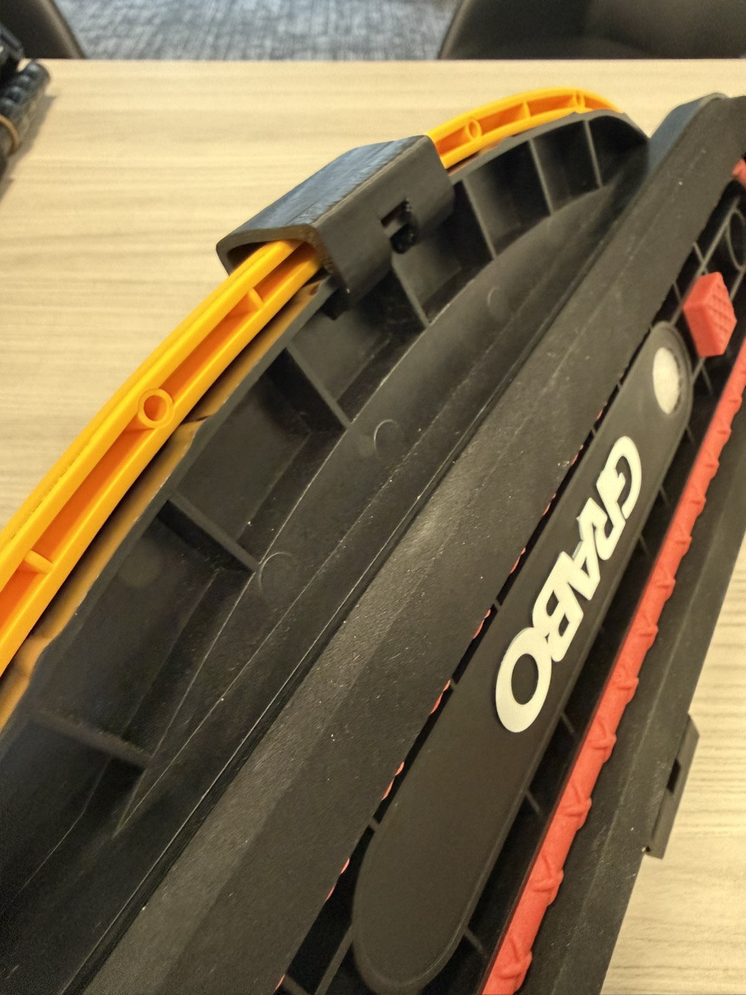 Grabo Dewalt Convertion clip