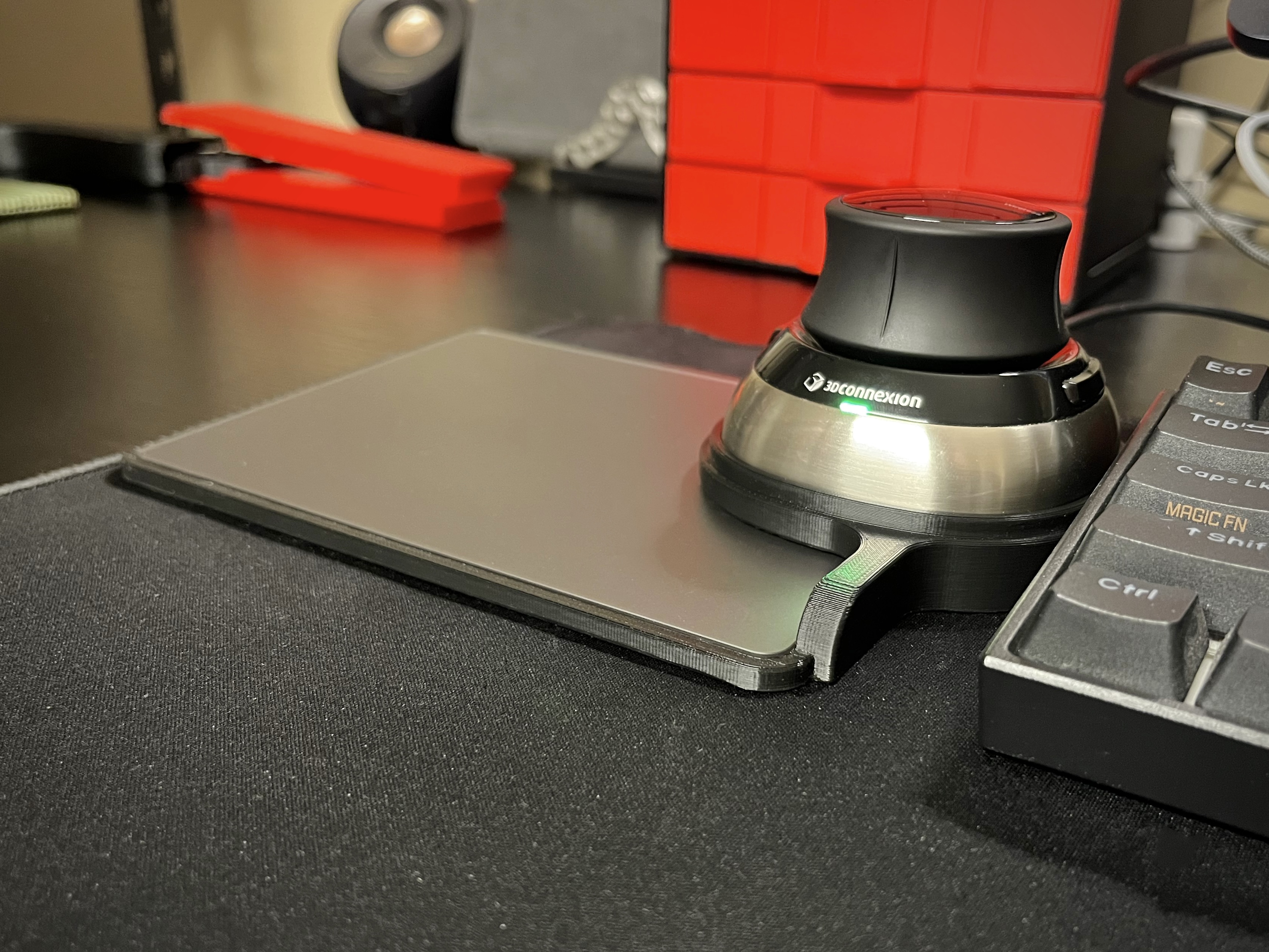 3D Mouse Magic Trackpad Combination Stand