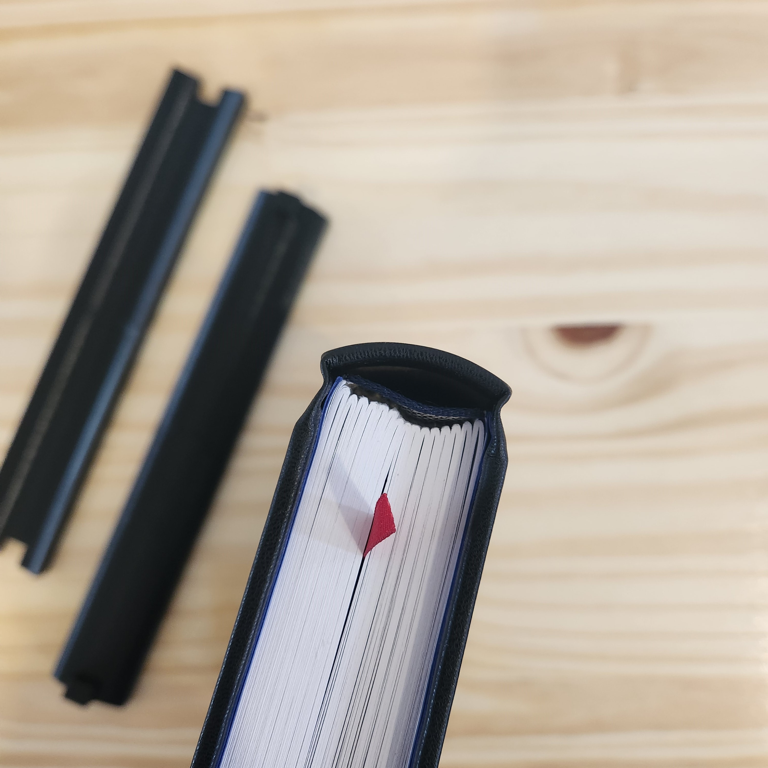 Bookbinding Spine Clamp by MrRogers Download free STL model