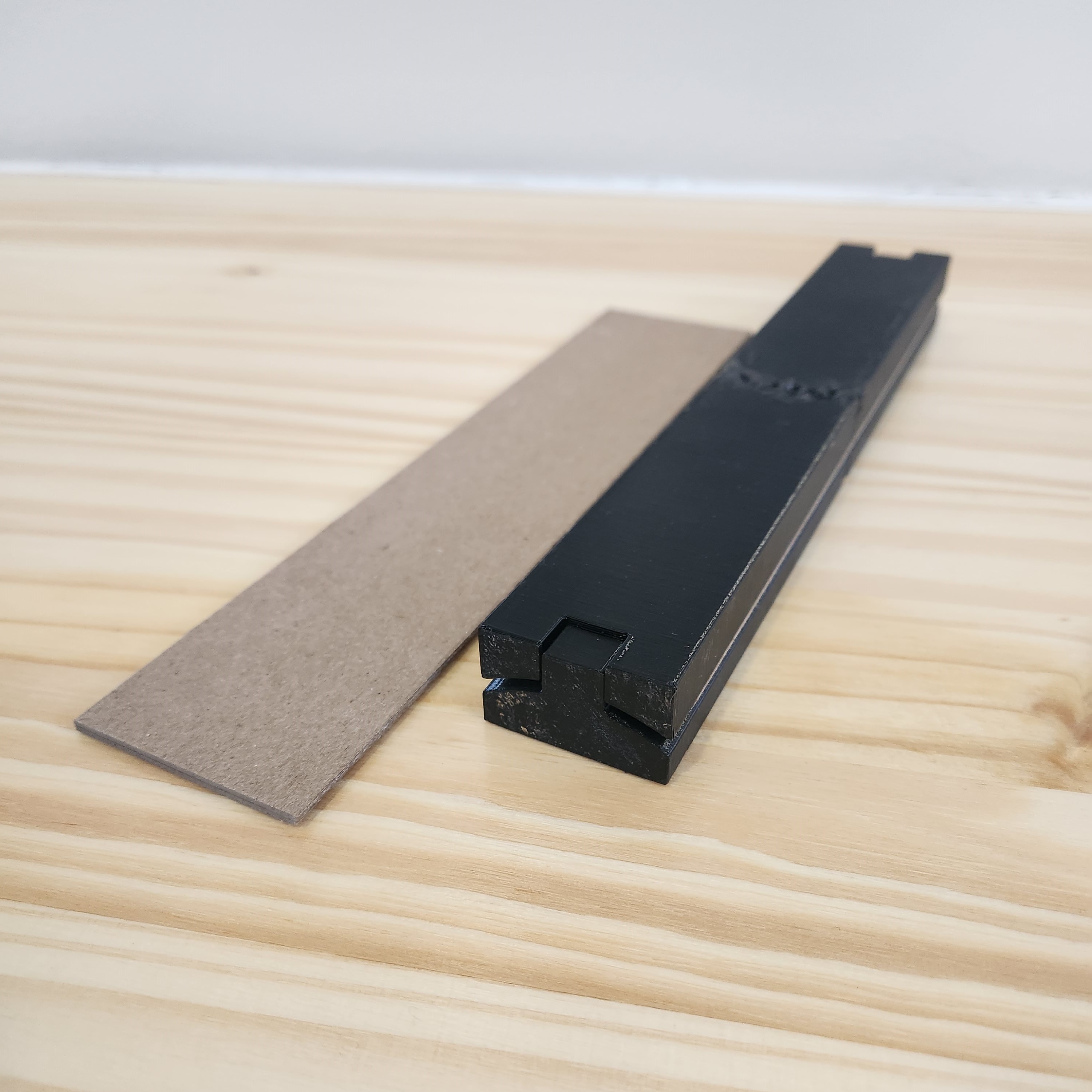 Bookbinding Spine Clamp by MrRogers Download free STL model