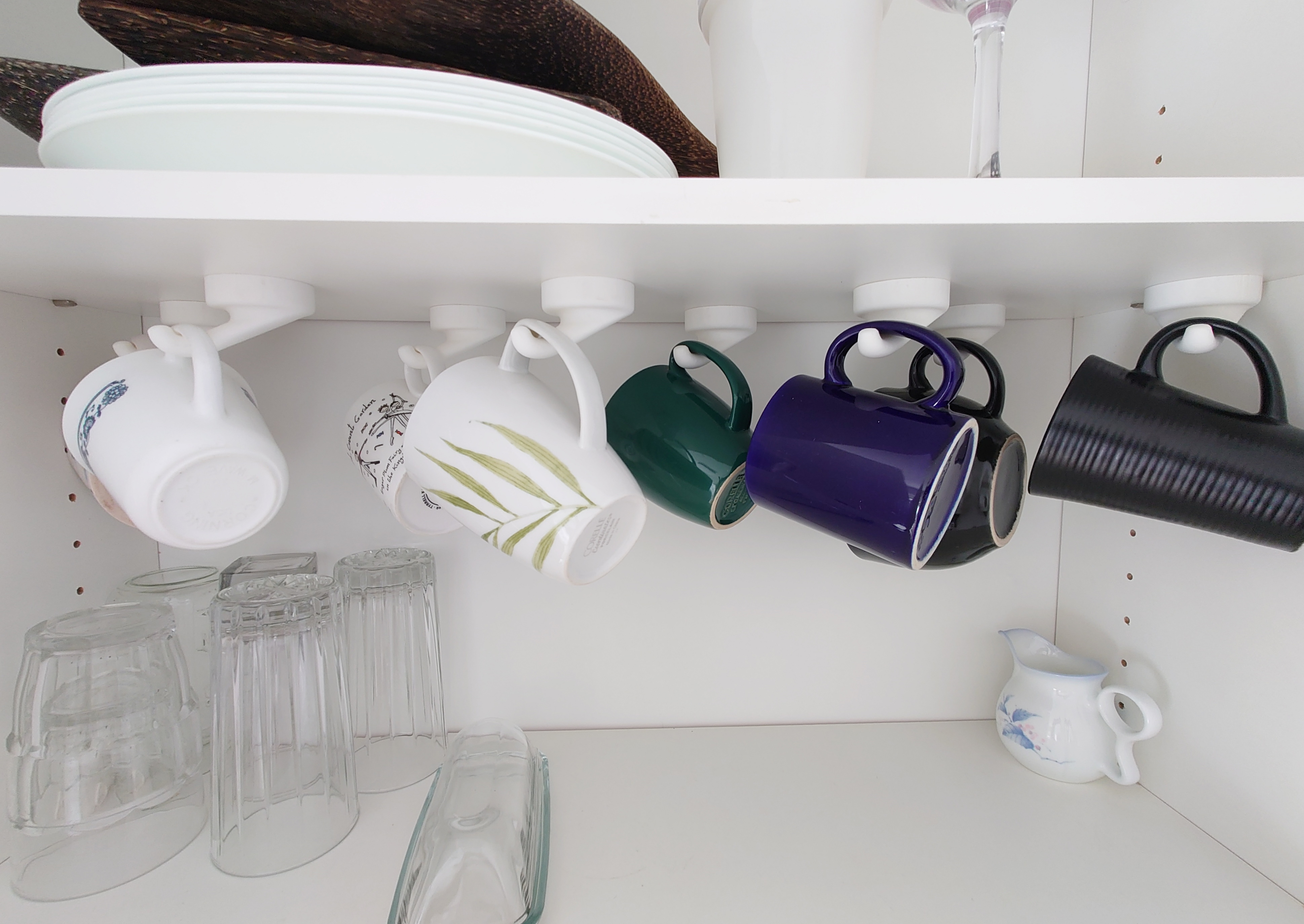 Mug Hook with Hidden Hardware