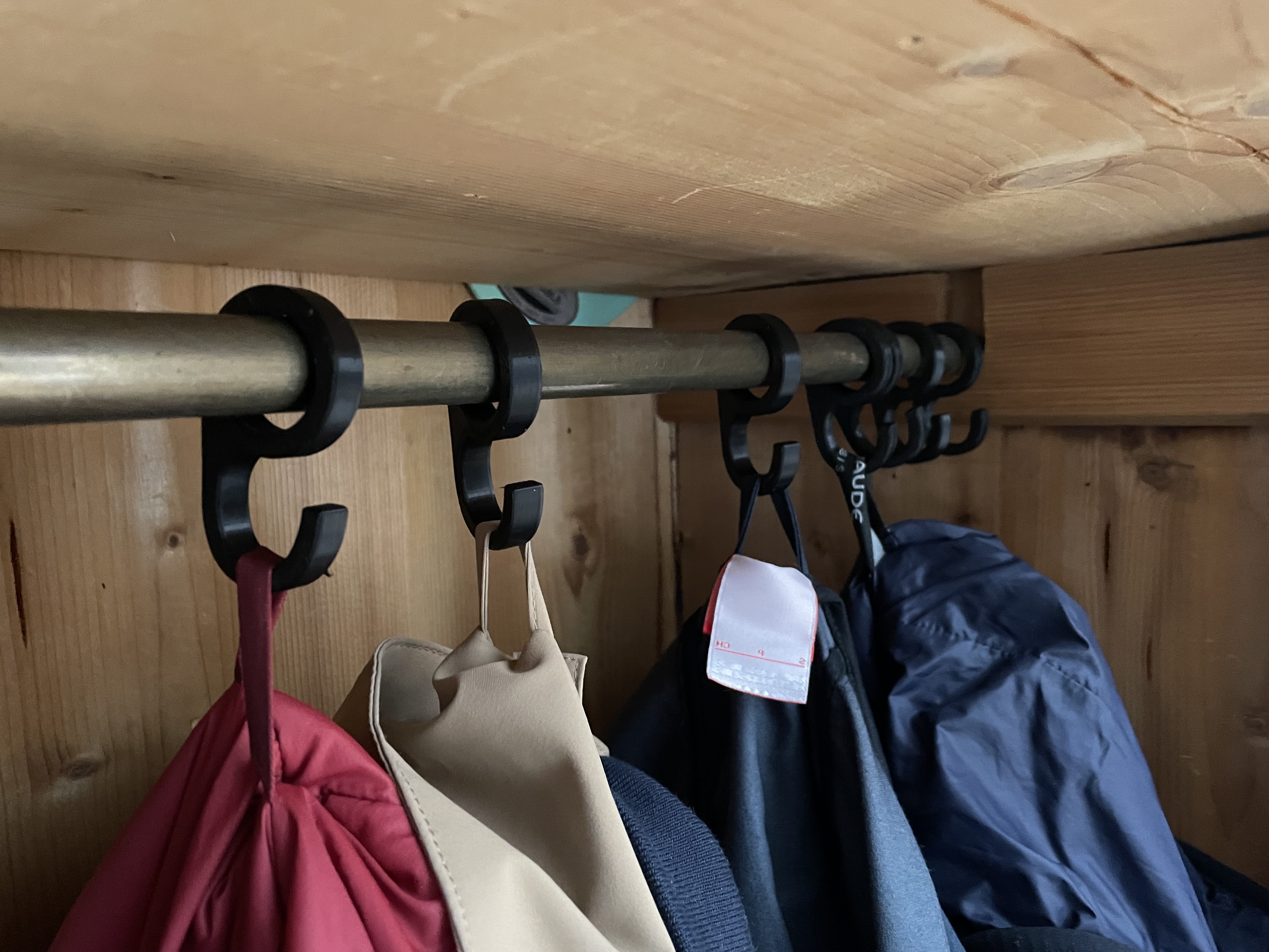 Miniatura 2 do modelo 3D simple wardrobe hook