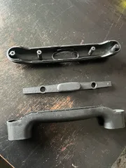 Bag handle button