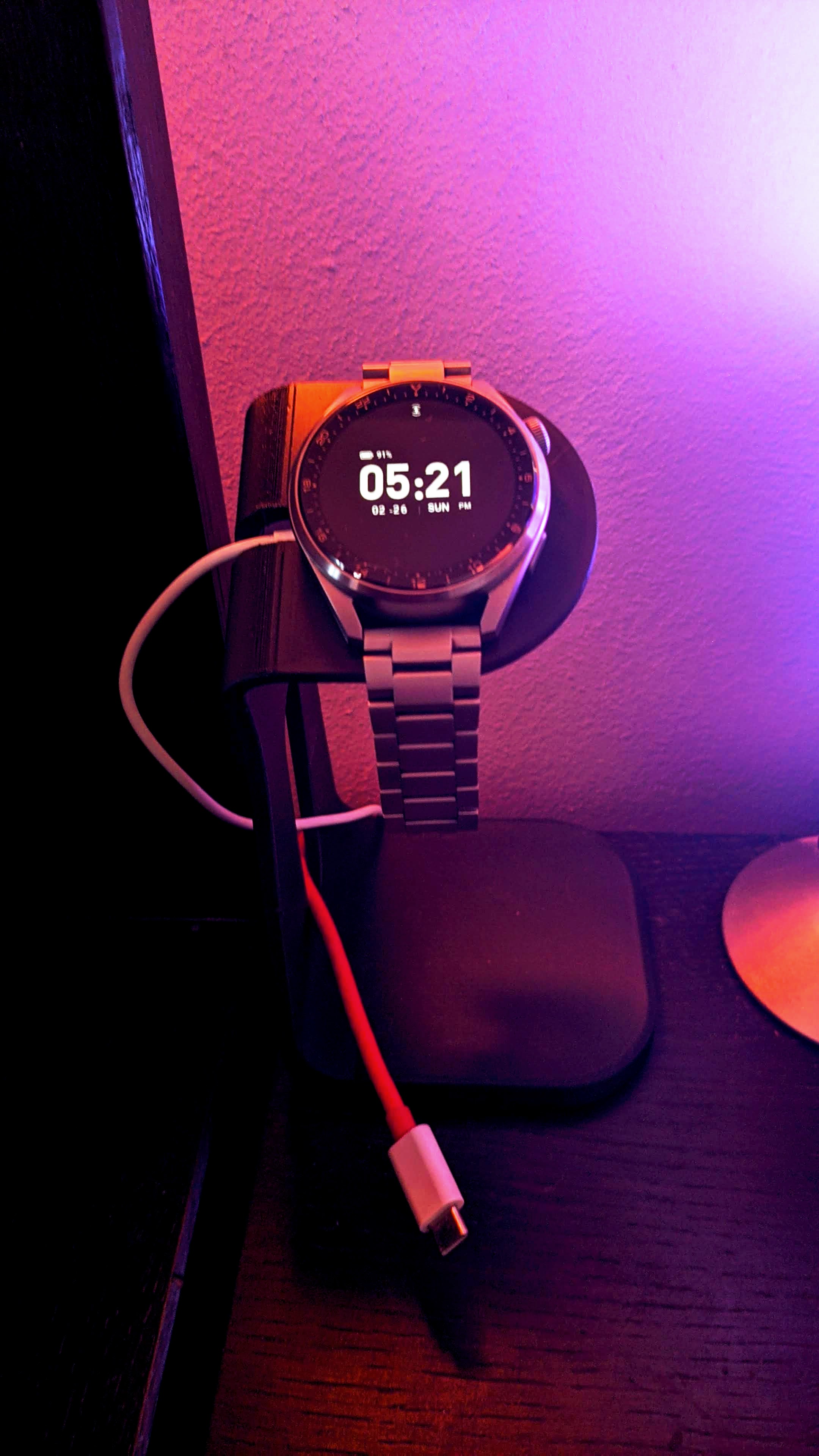 Huawei 3 pro watch charging stand by Hani Issa Download free STL