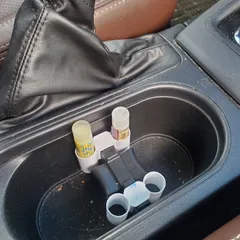 Lip gloss cup holder