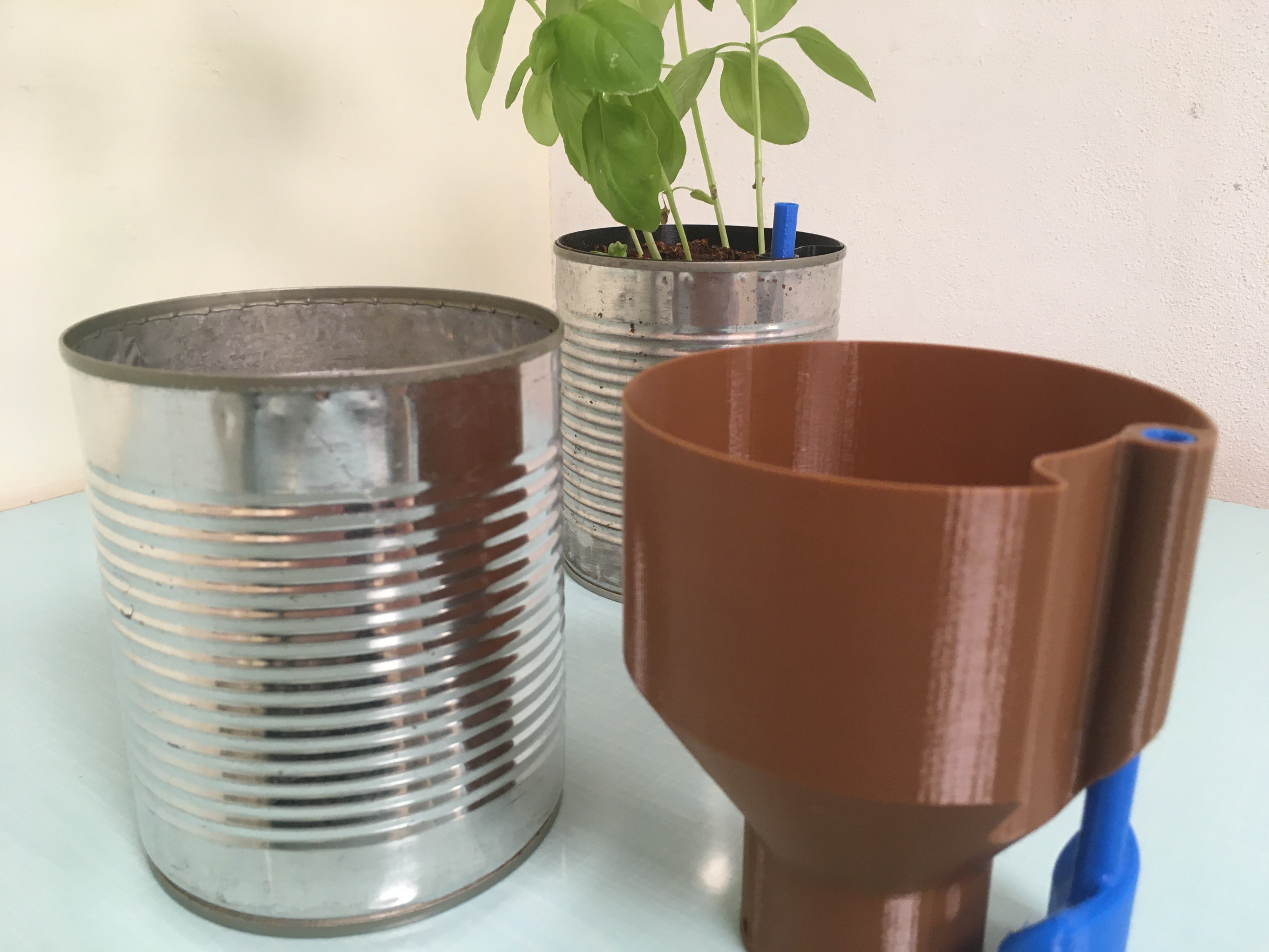 Self-watering pot