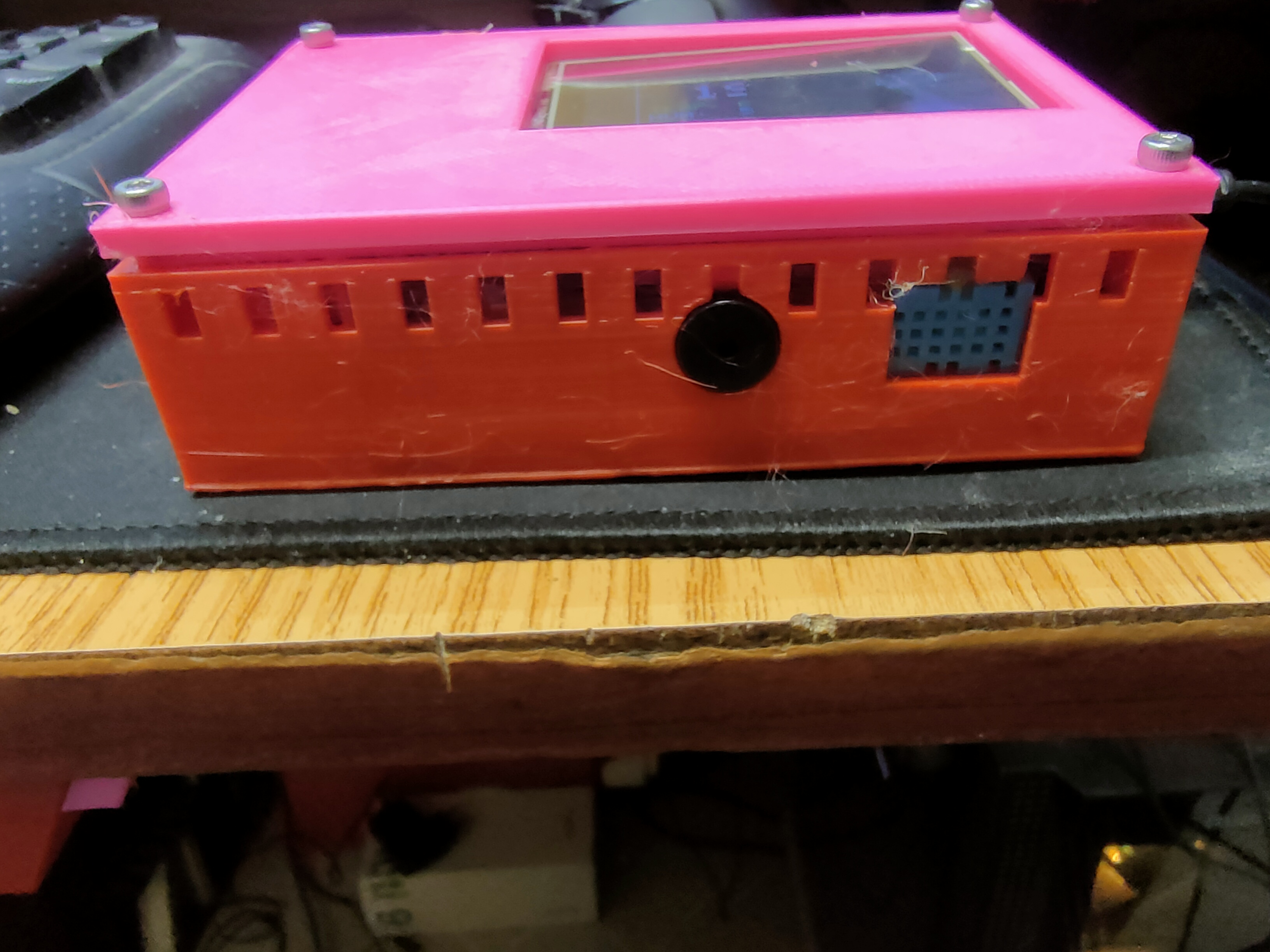 Caja Paramétrica para Reloj Inteligente (Arduino Mega + TFT + RTC+ DHT11)