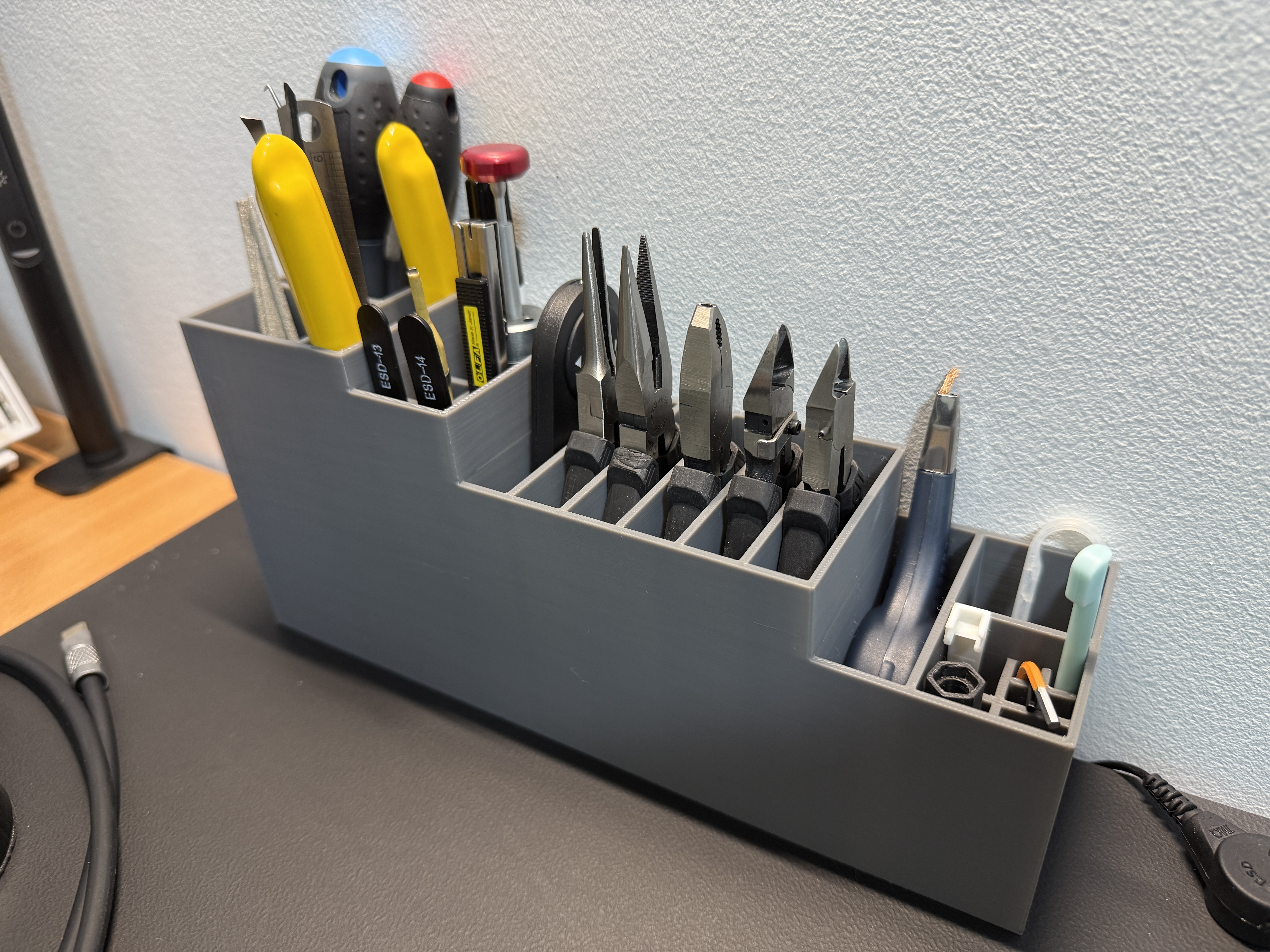 Compact Tool Station