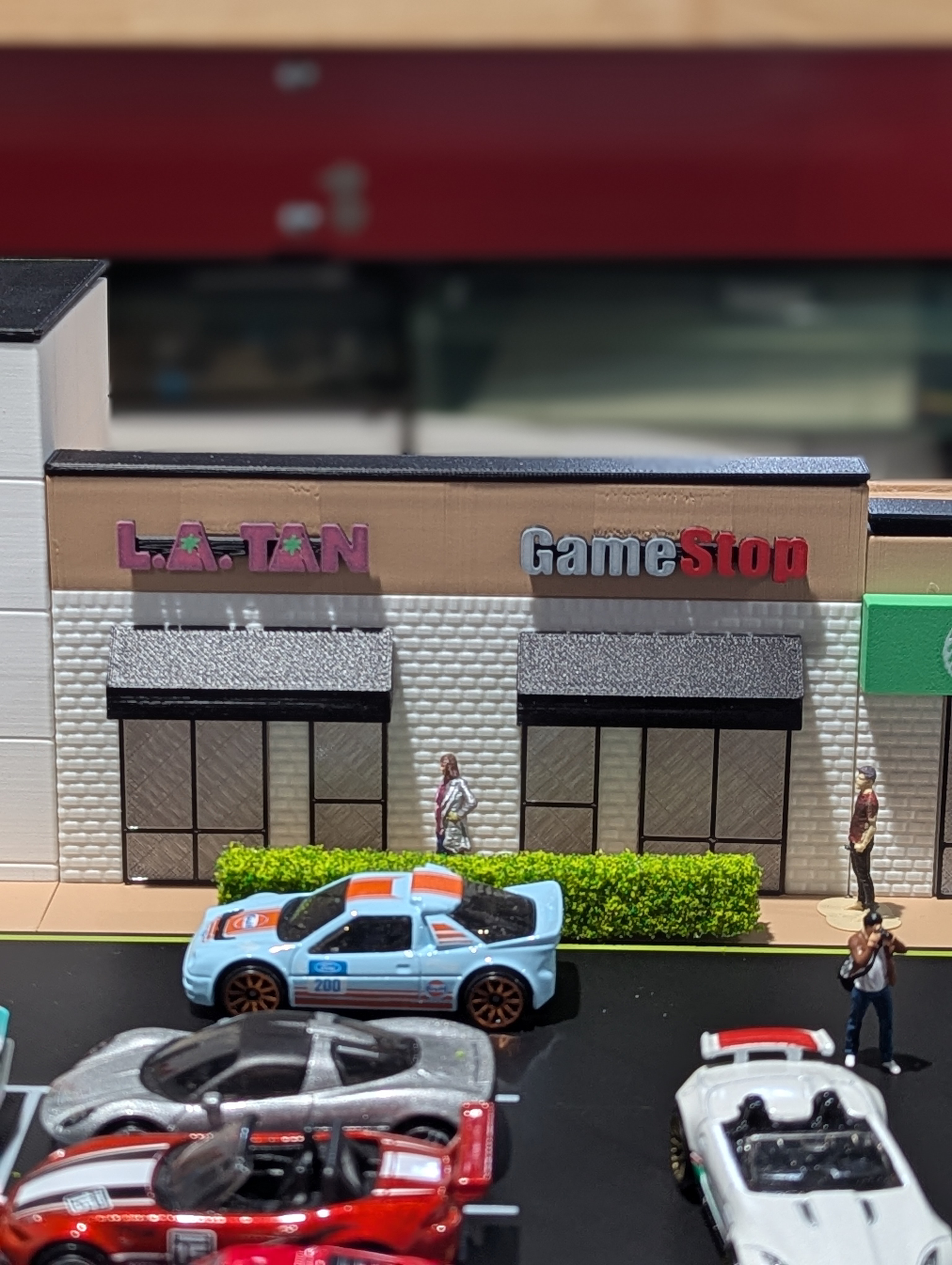 Two-Store Strip Mall Building - 1:64 Scale Diorama — thumbnail 16