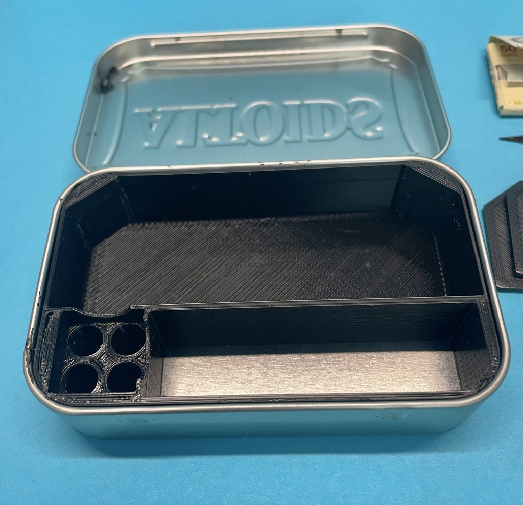 Altoids Tin Rolling tray Station 420 by FrightenEMU Download free STL