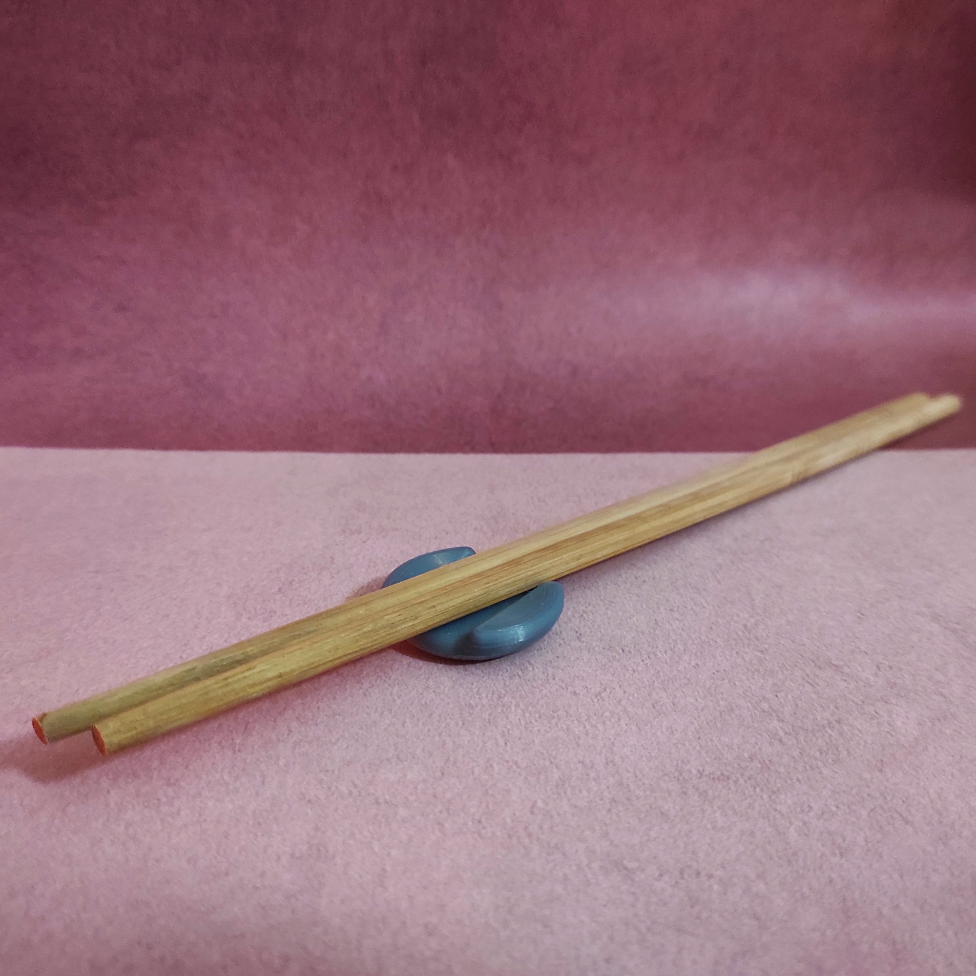 Simple chopstick holder blob by Pirzmag Download free STL model