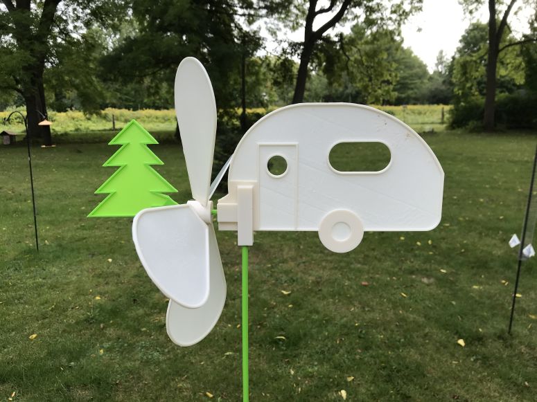 Trailer Wind Spinner Toy