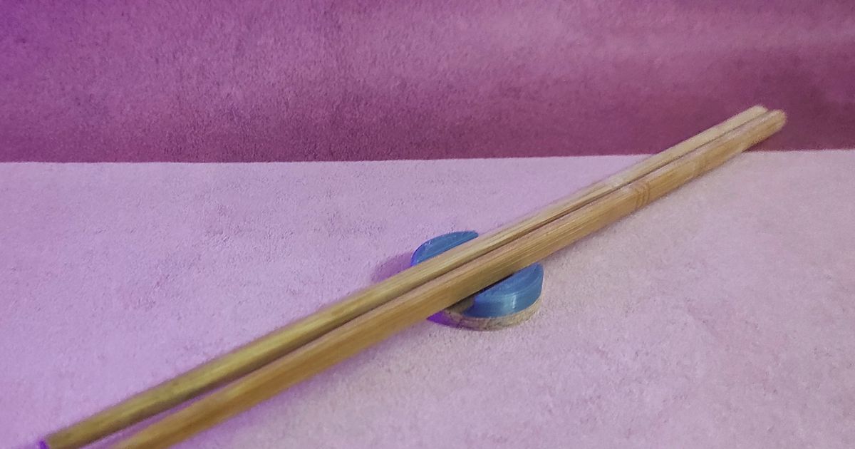 Simple round puck chopstick holder by Pirzmag Download free STL model