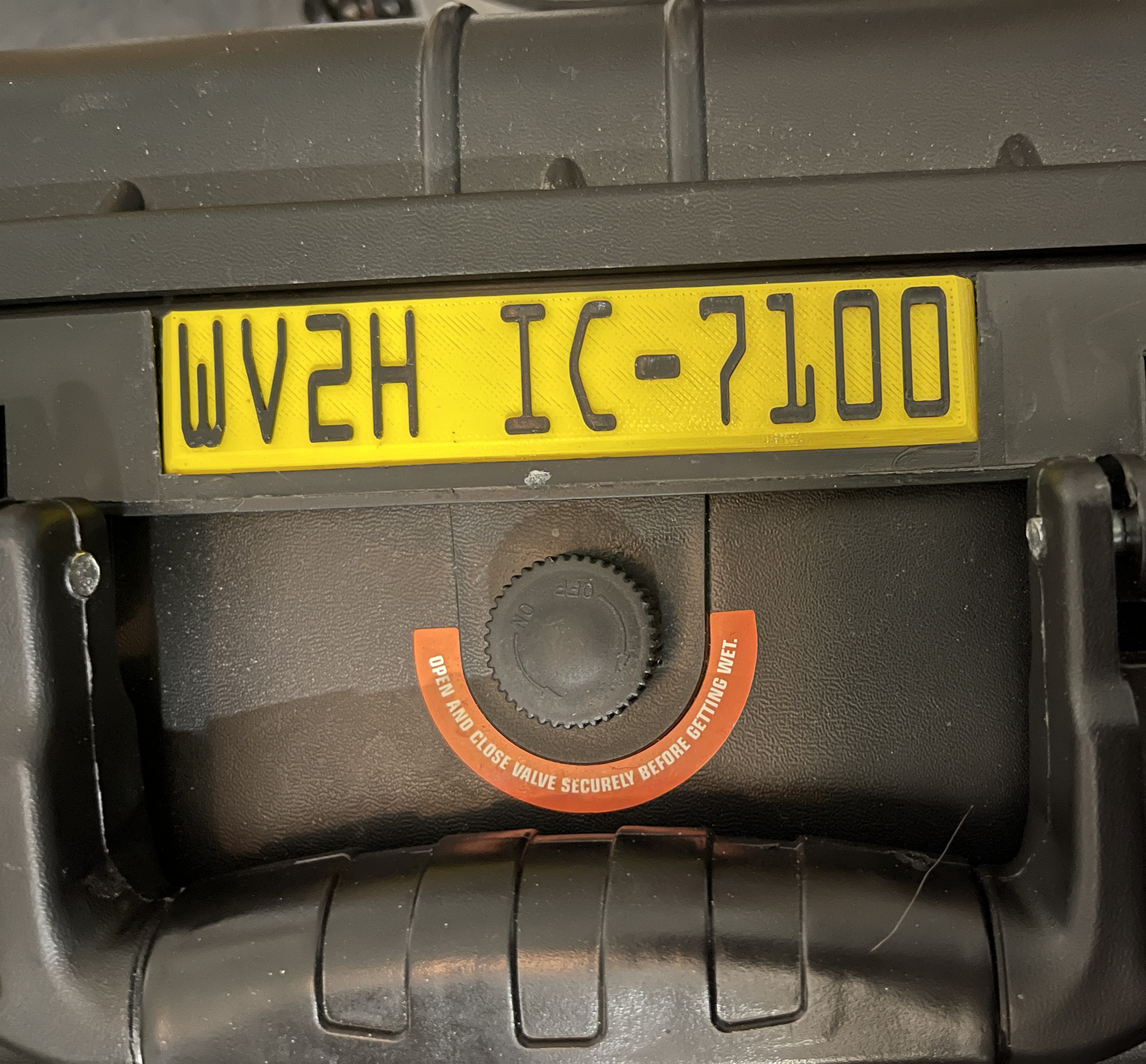 Apache/Strongway Weatherproof Protective Case Nameplates
