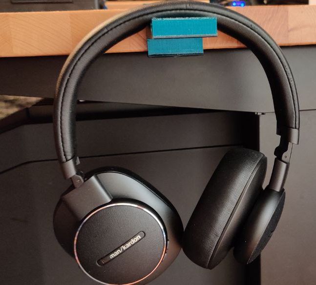 Headphone Mount/Holder for Ikea Gerton table tops