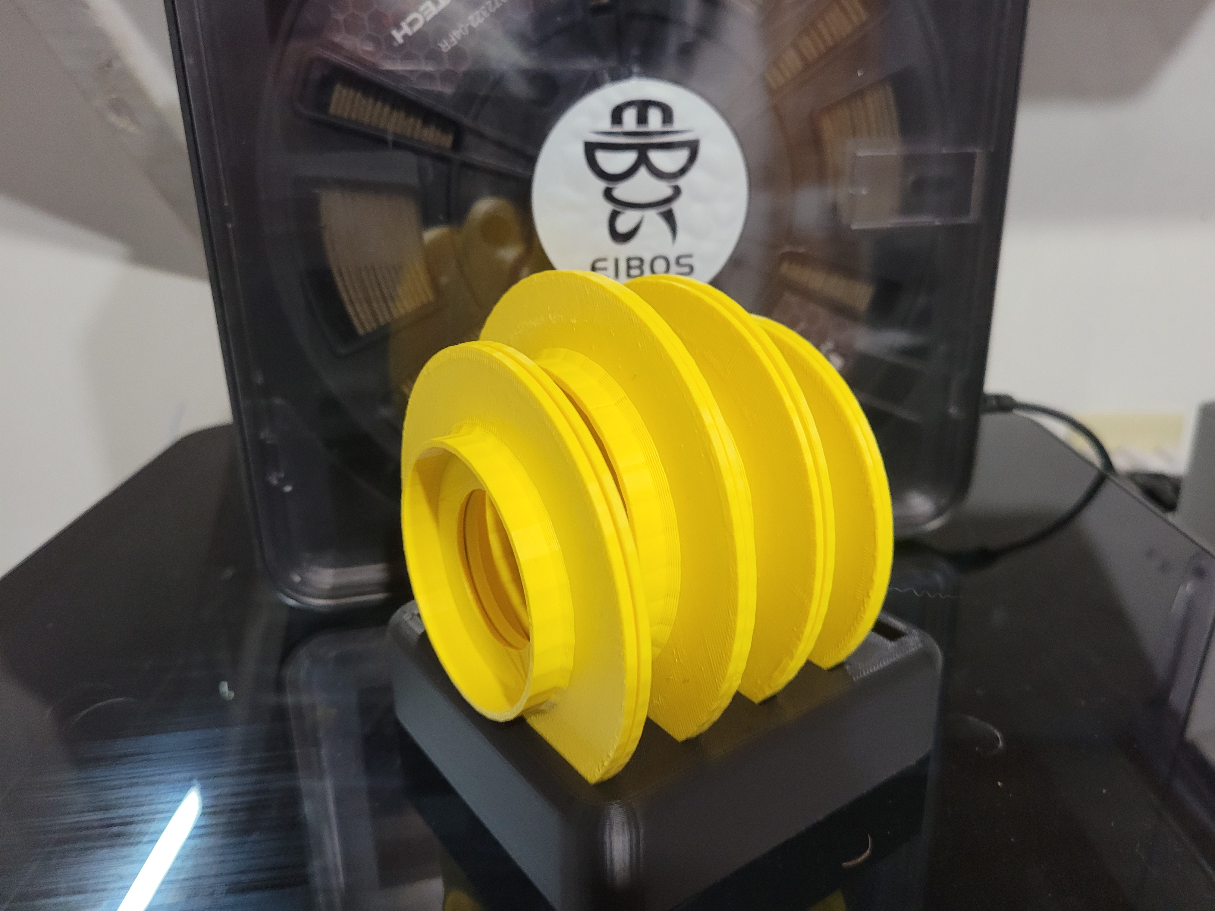 Filament spool switcher & winder Organizer
