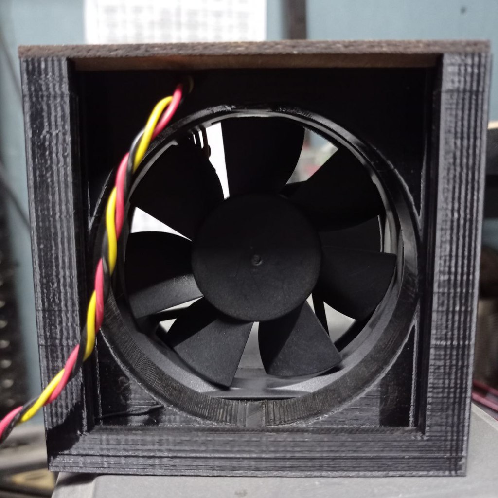 Fume Extractor DIY by Gabriel Carrera Download free STL model