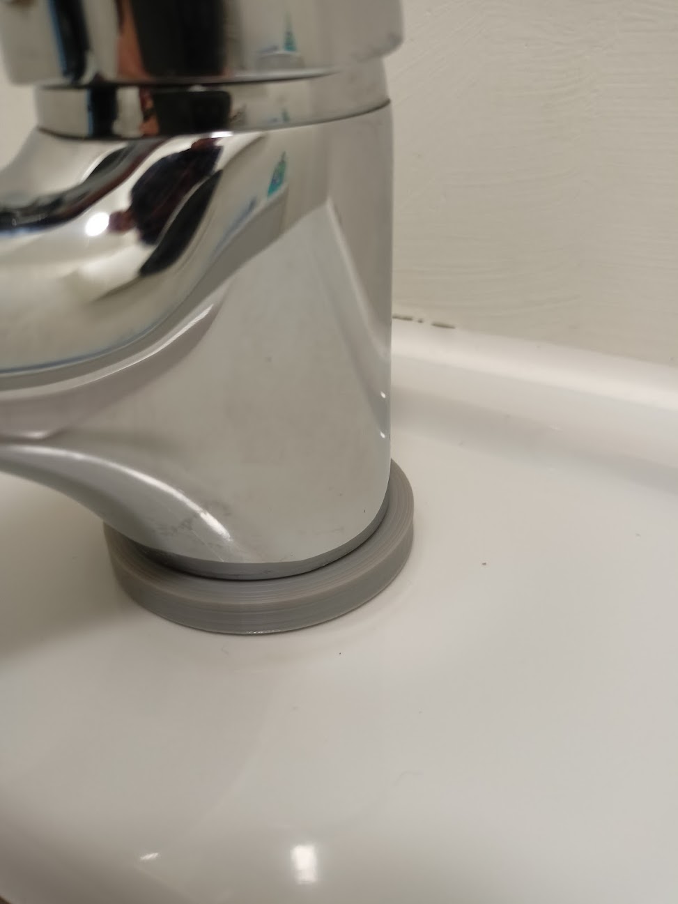 Mixer Tap Base Ring by Ryszard Gorazda Download free STL model