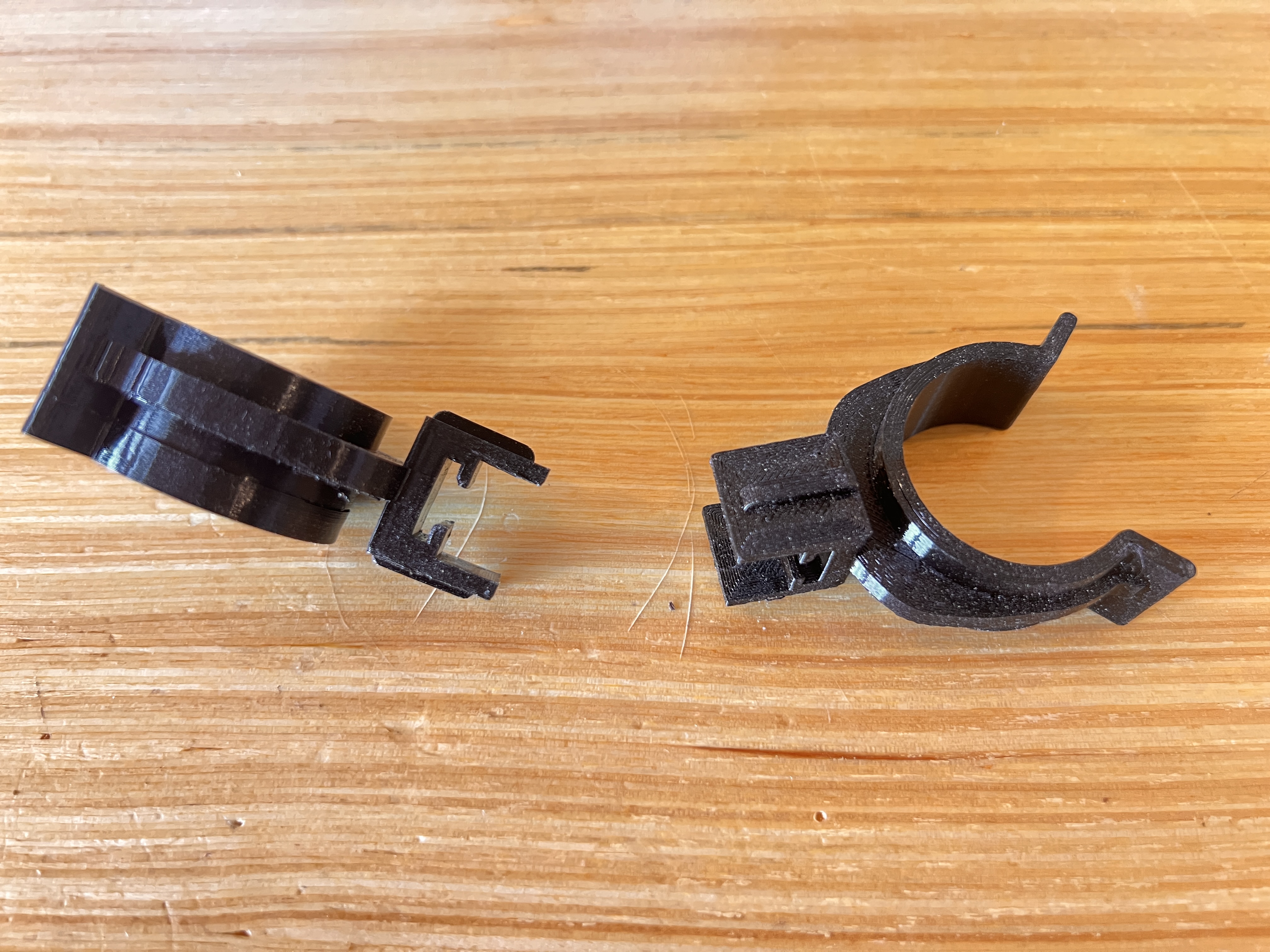 Improved Kickboard/Baseboard Clip