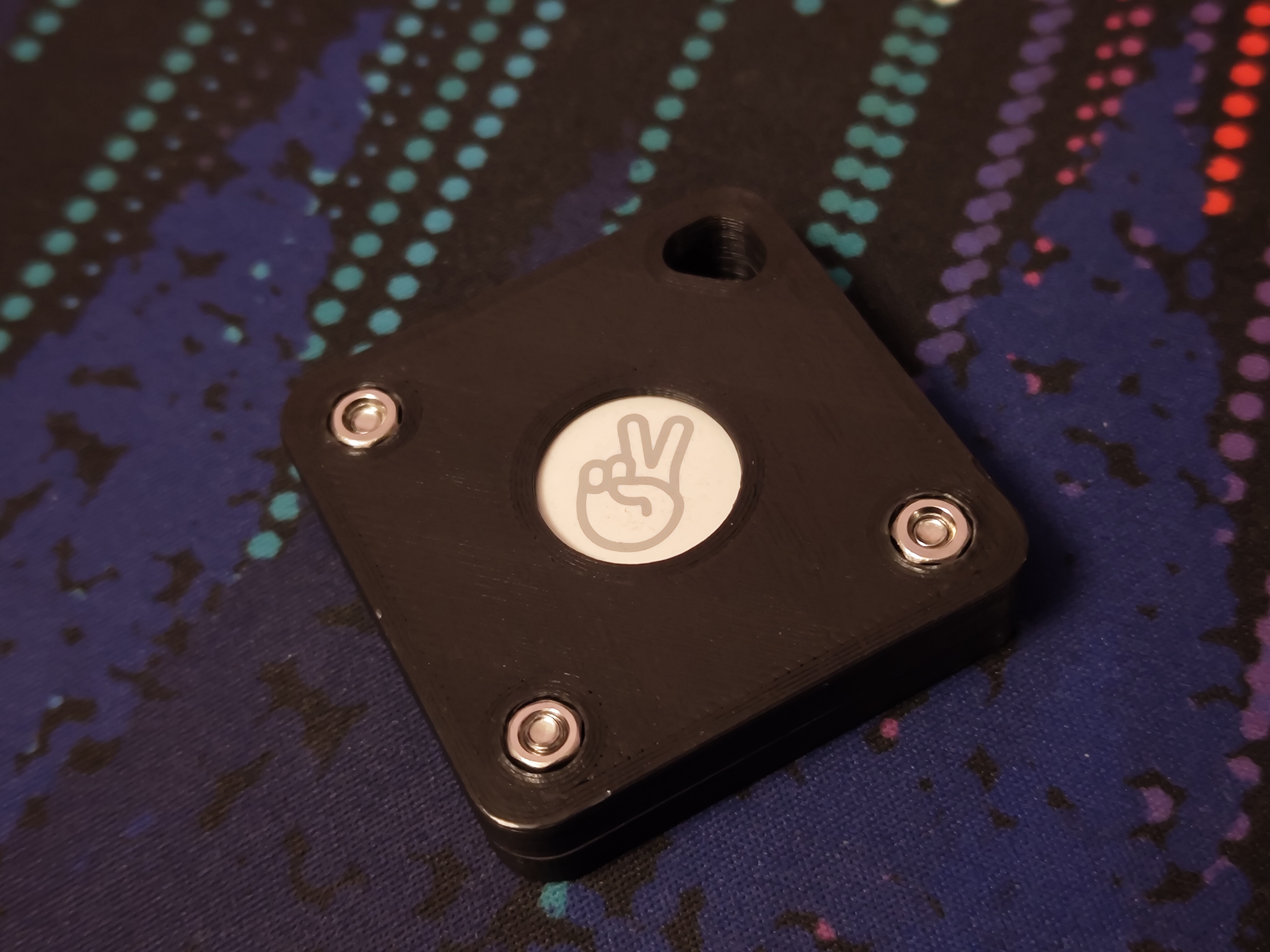 Rugged AirTag Key Ring Case - Simple