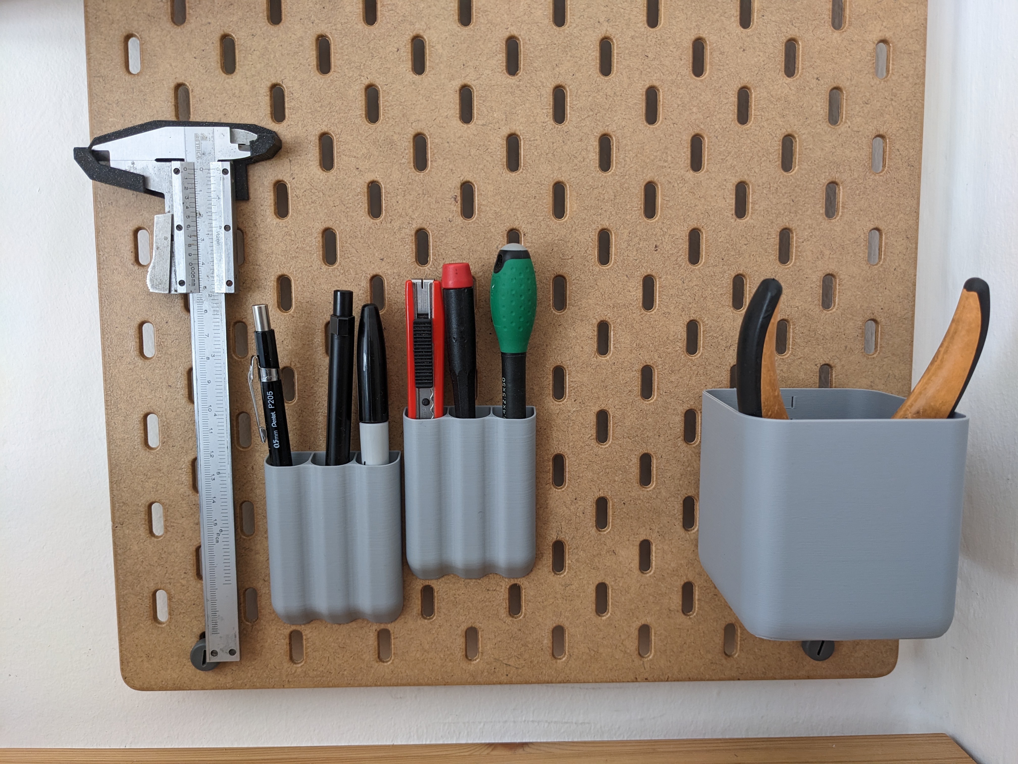 SKADIS Favourite tool holder - pen, marker, screwdriver holder
