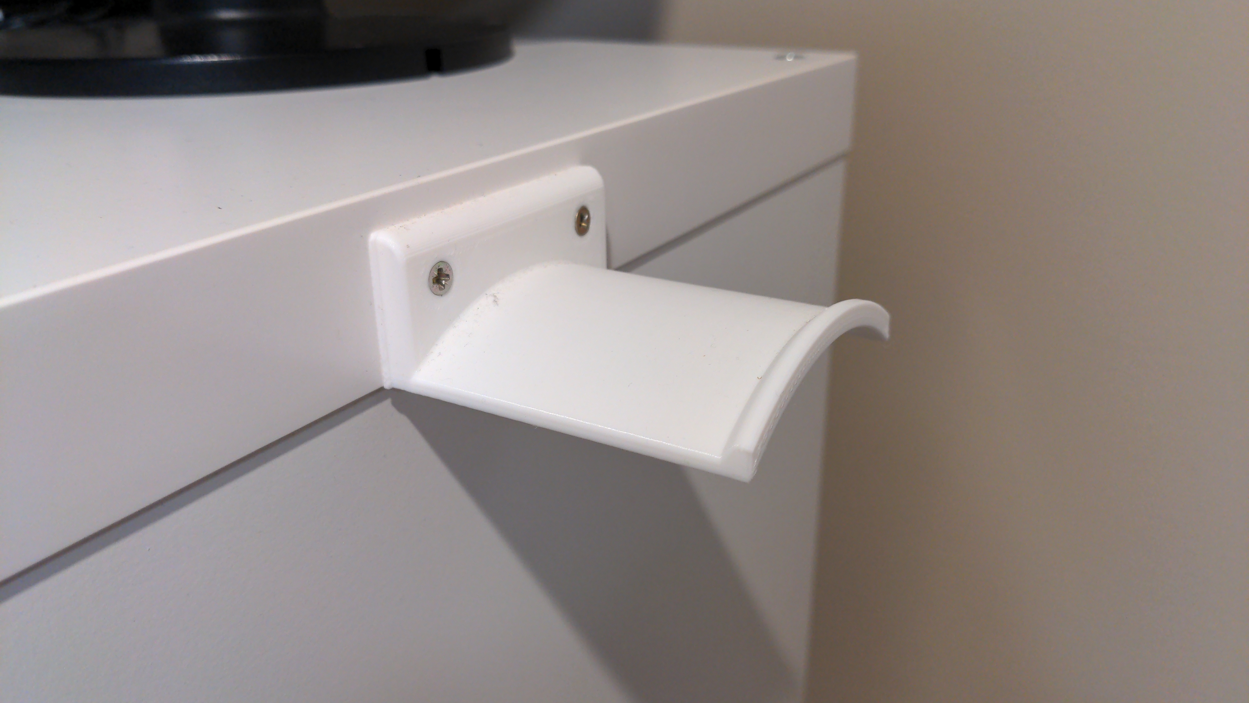 Yet Another Headphone Rack (screwed mount, no supports, PLA)