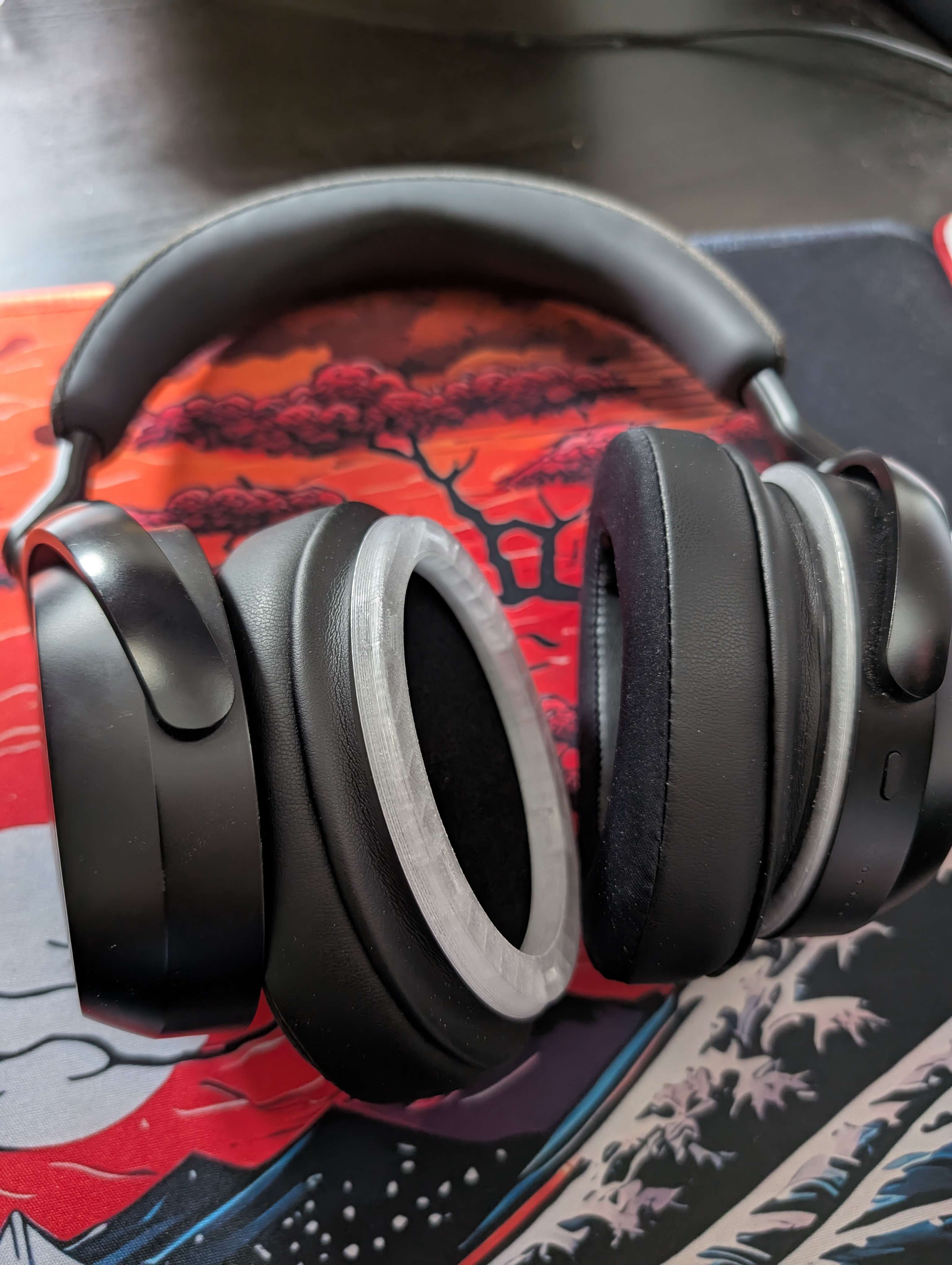 Sennheiser Momentum 4 Ear cushion clip