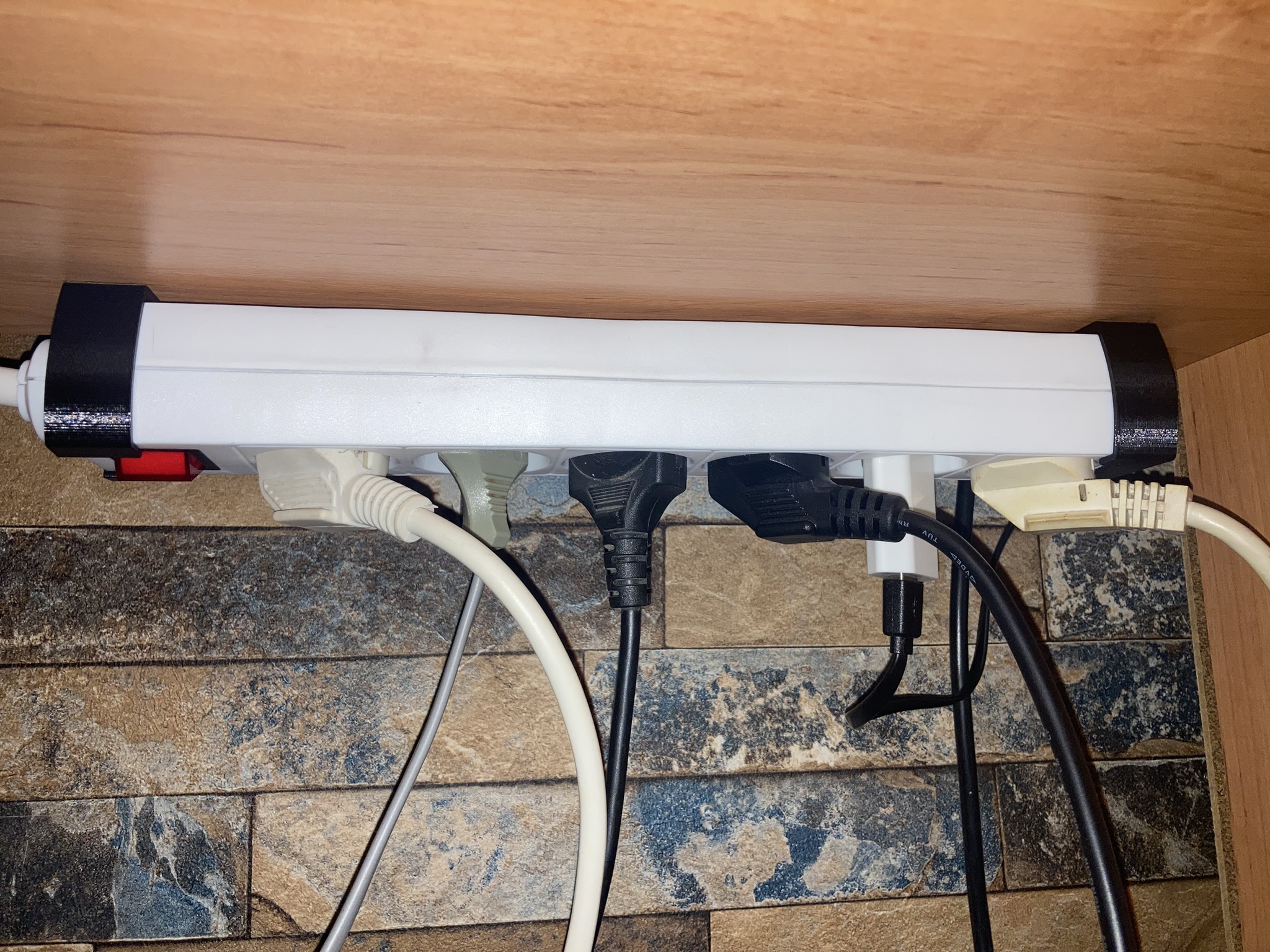 Extension cord holder by Adam Download free STL model