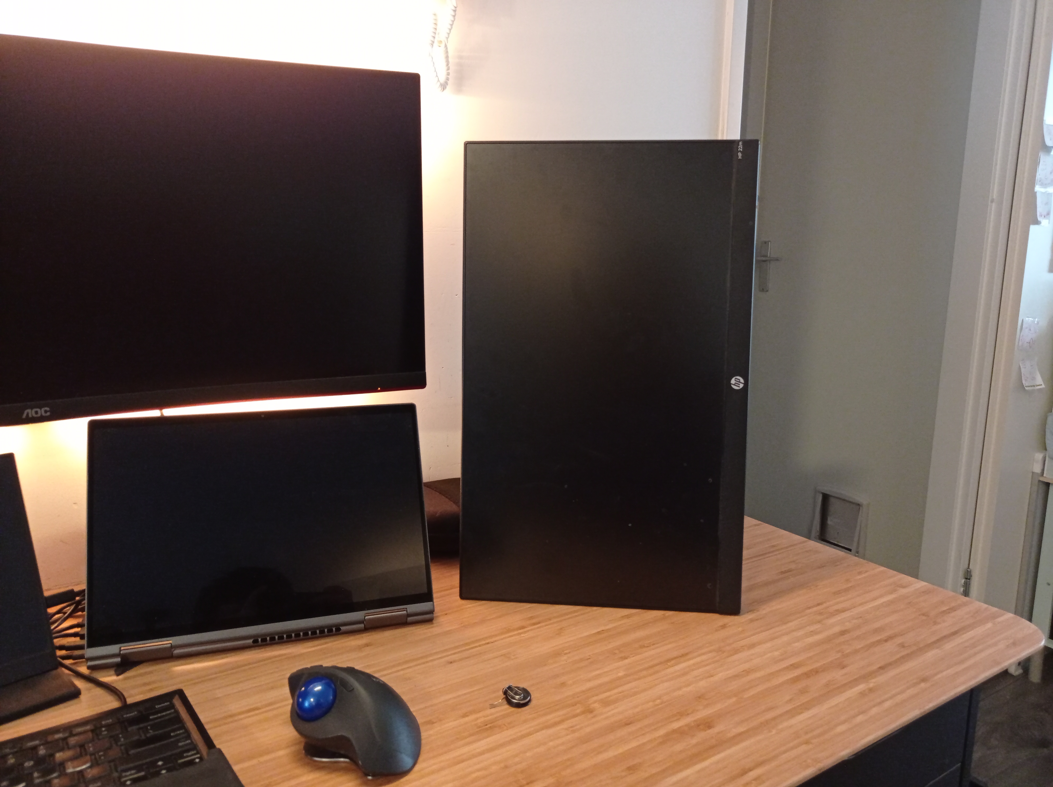 Vertical Monitor Stand (works with HP and others) by milans Download