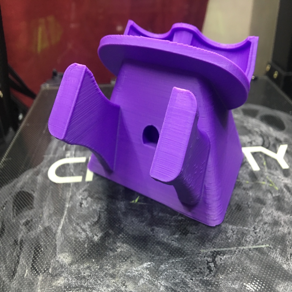 Miniatura 4 do modelo 3D Gamecube Controller Stand