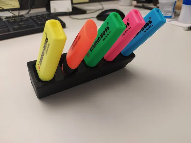 Highlighter Marker Holder