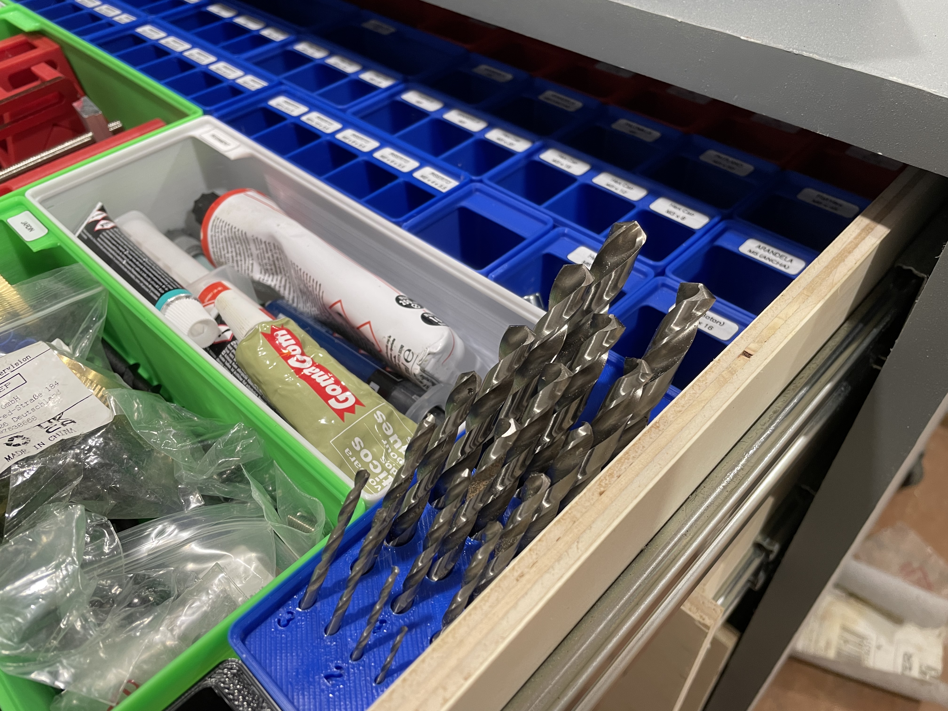 Gridfinity 3x1x9 19 drill bits holder (metric)