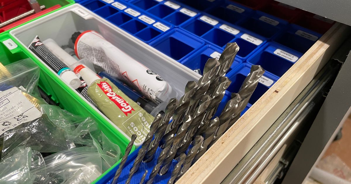 Gridfinity 3x1x9 19 drill bits holder (metric) by Miguel Camba