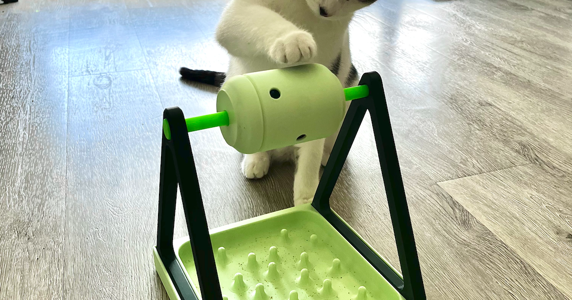 cat-toy-treat-dispenser-puzzle-by-kevin-download-free-stl-model