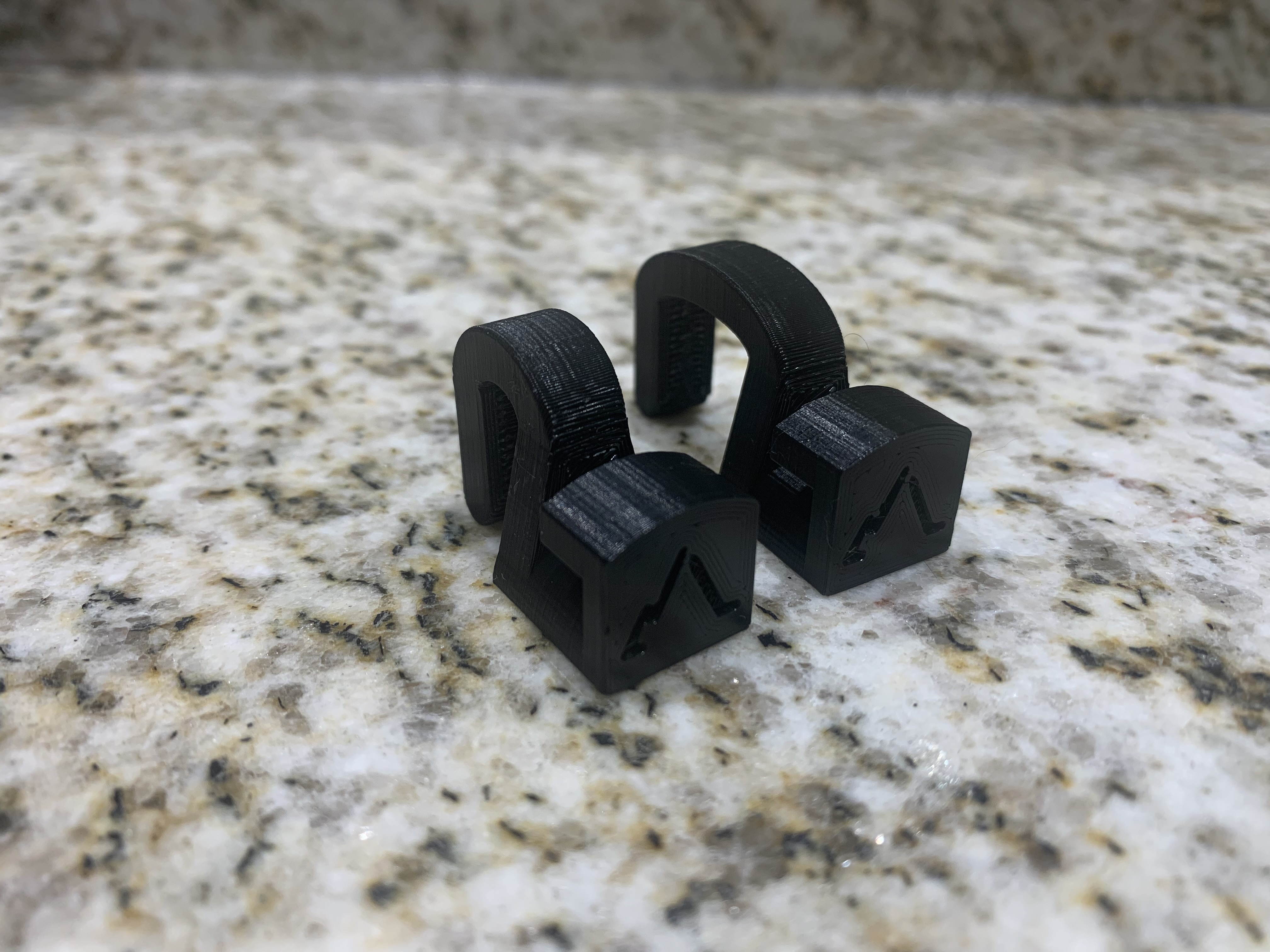 Bose Aviation battery case hanger
