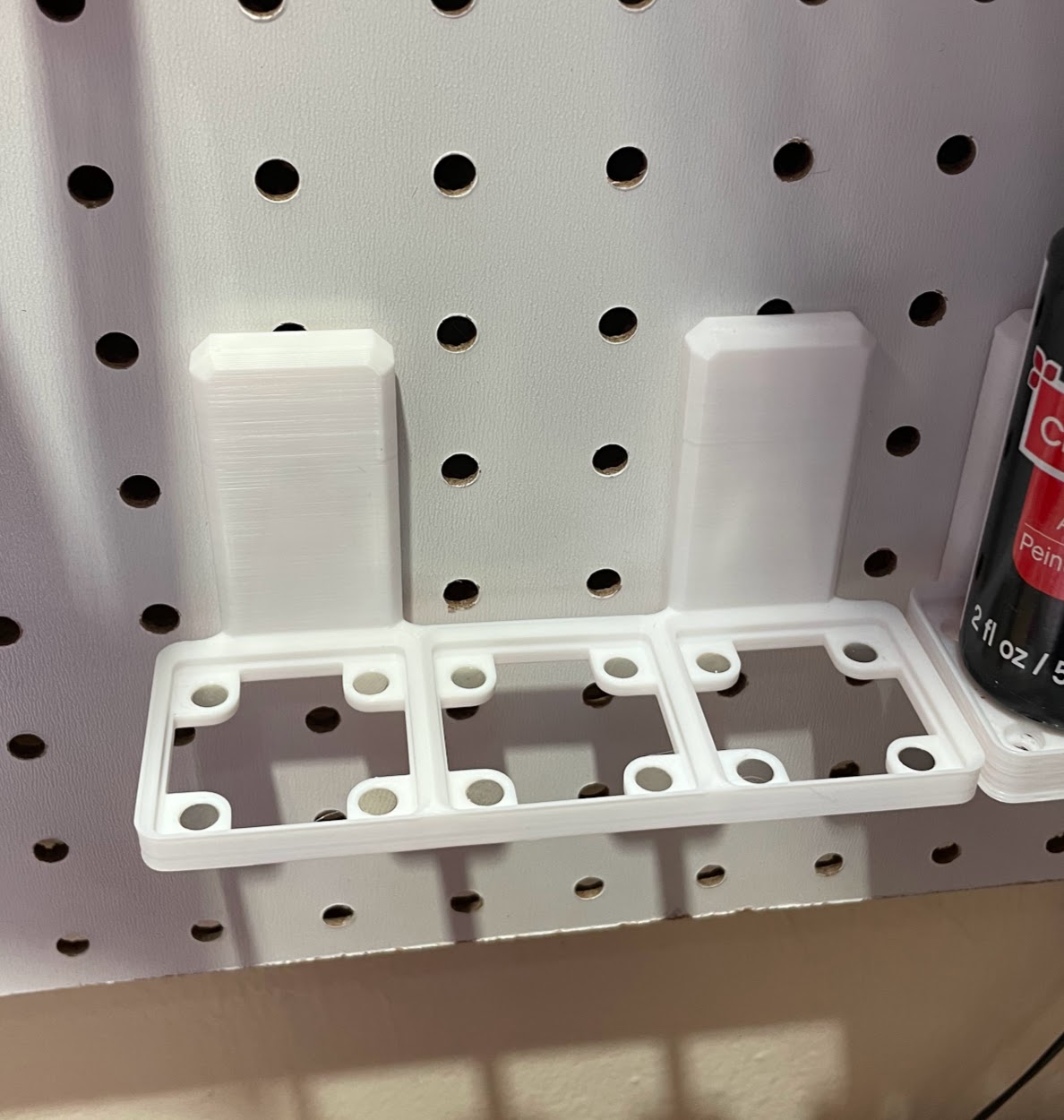Sy's Peglock - Gridfinity Baseplate (press-fit magnet)