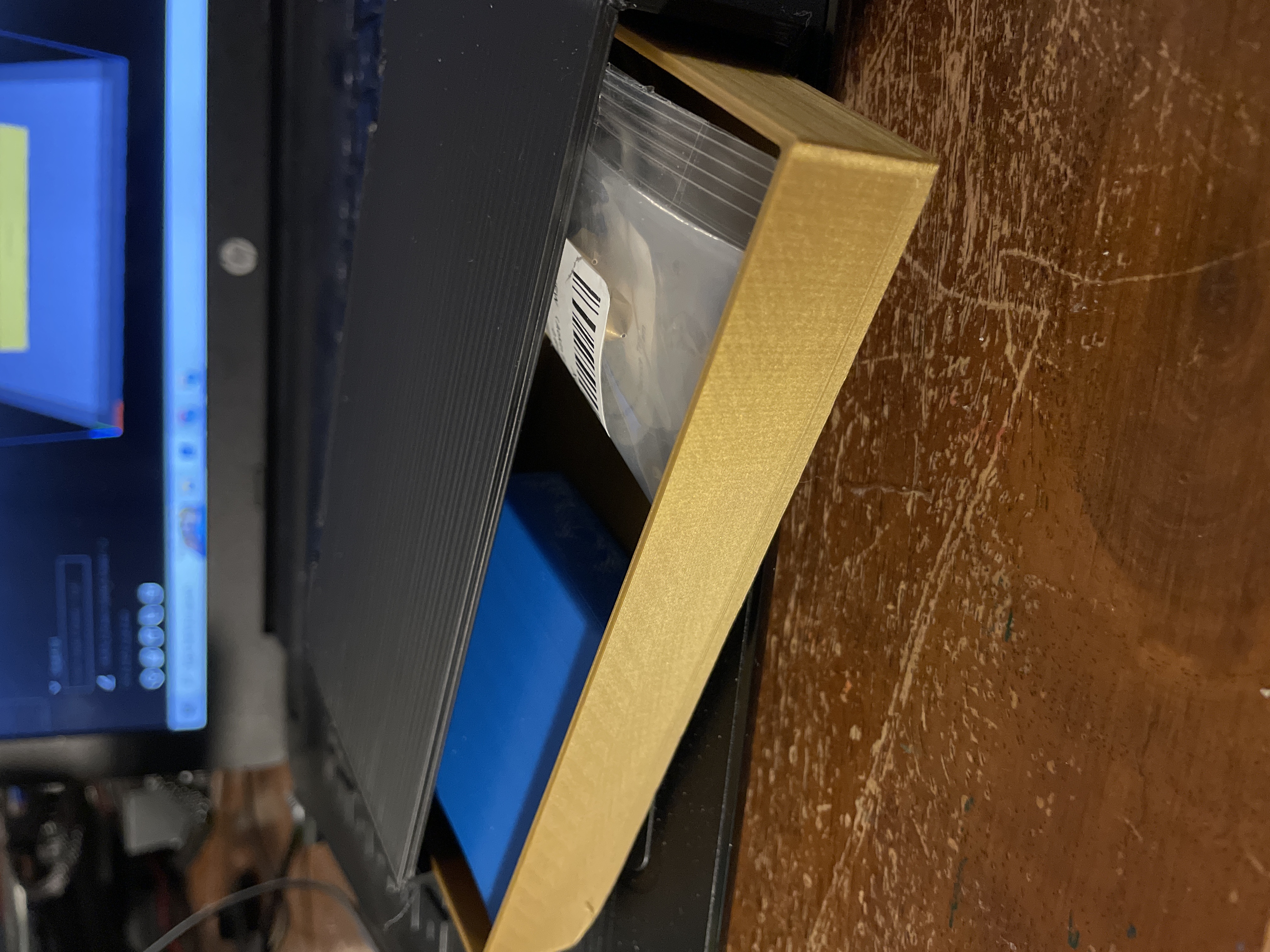 Miniatura 2 do modelo 3D Stackable Drawer System