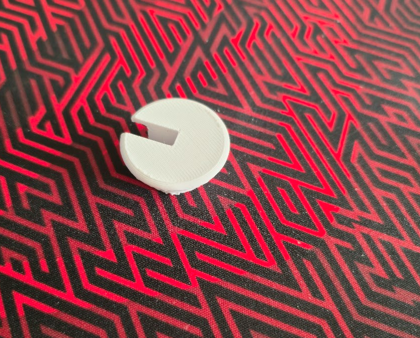 20mm wall plug / passthrough with slit