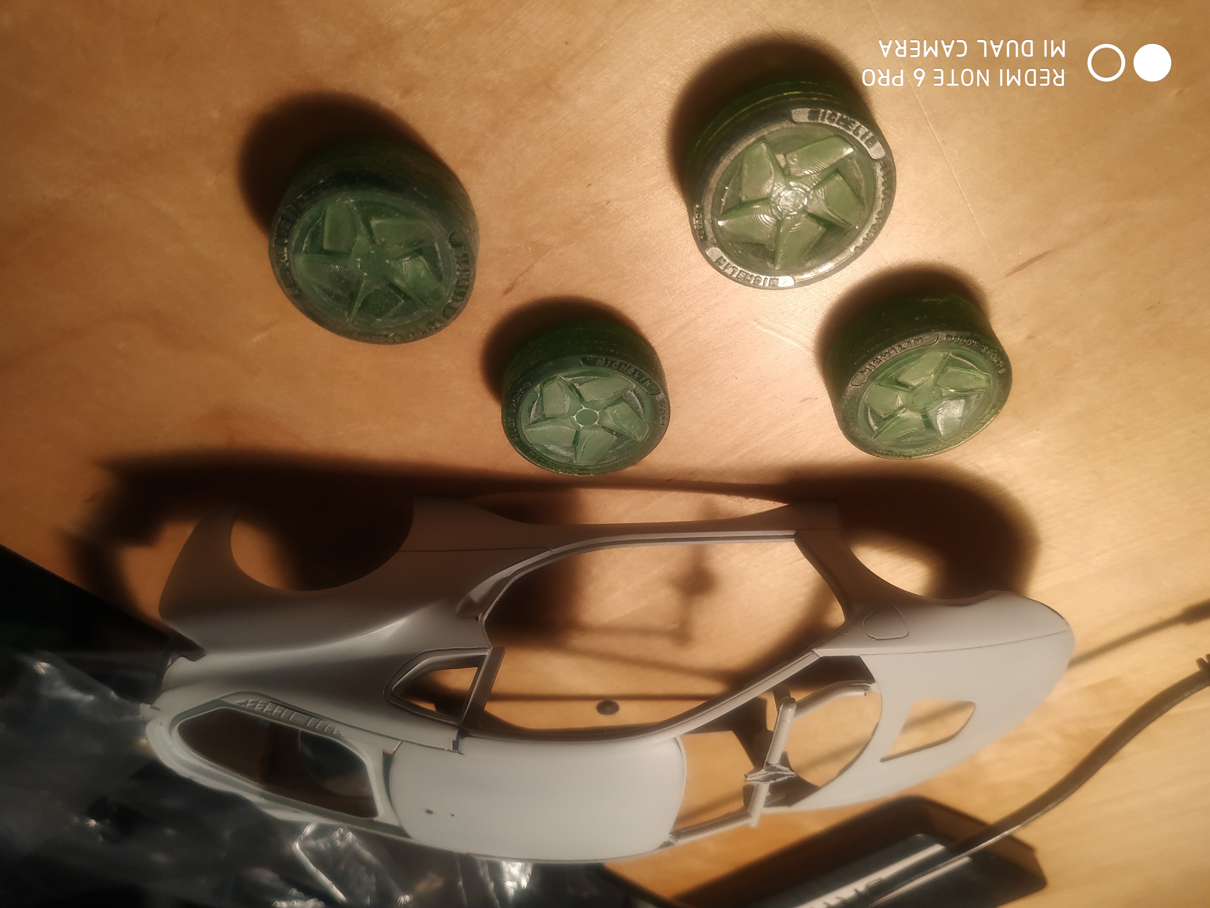 1/24 BMW I8 Turbine Wheels and Tires