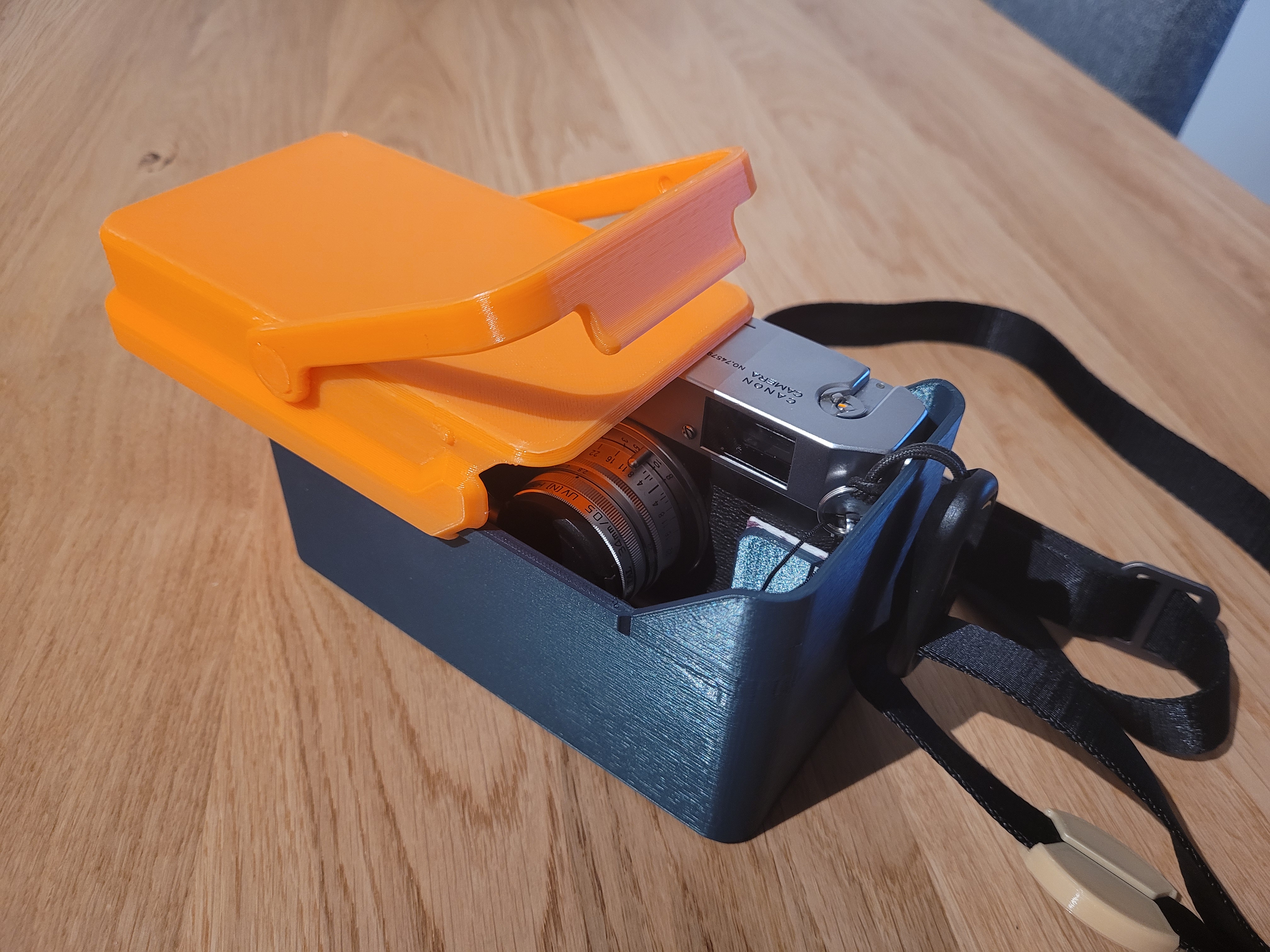 Rangefinder camera hard case