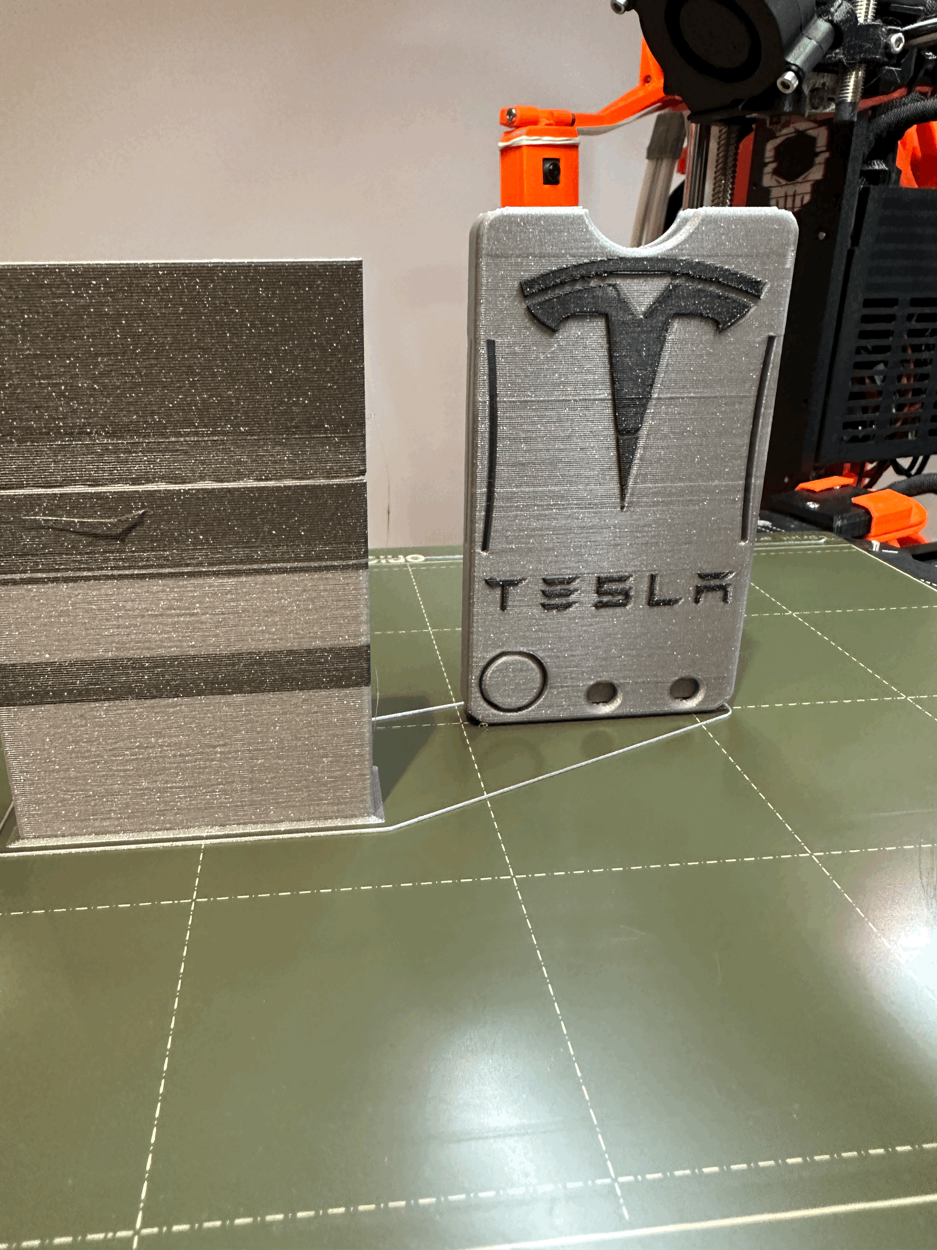 wallet Tesla