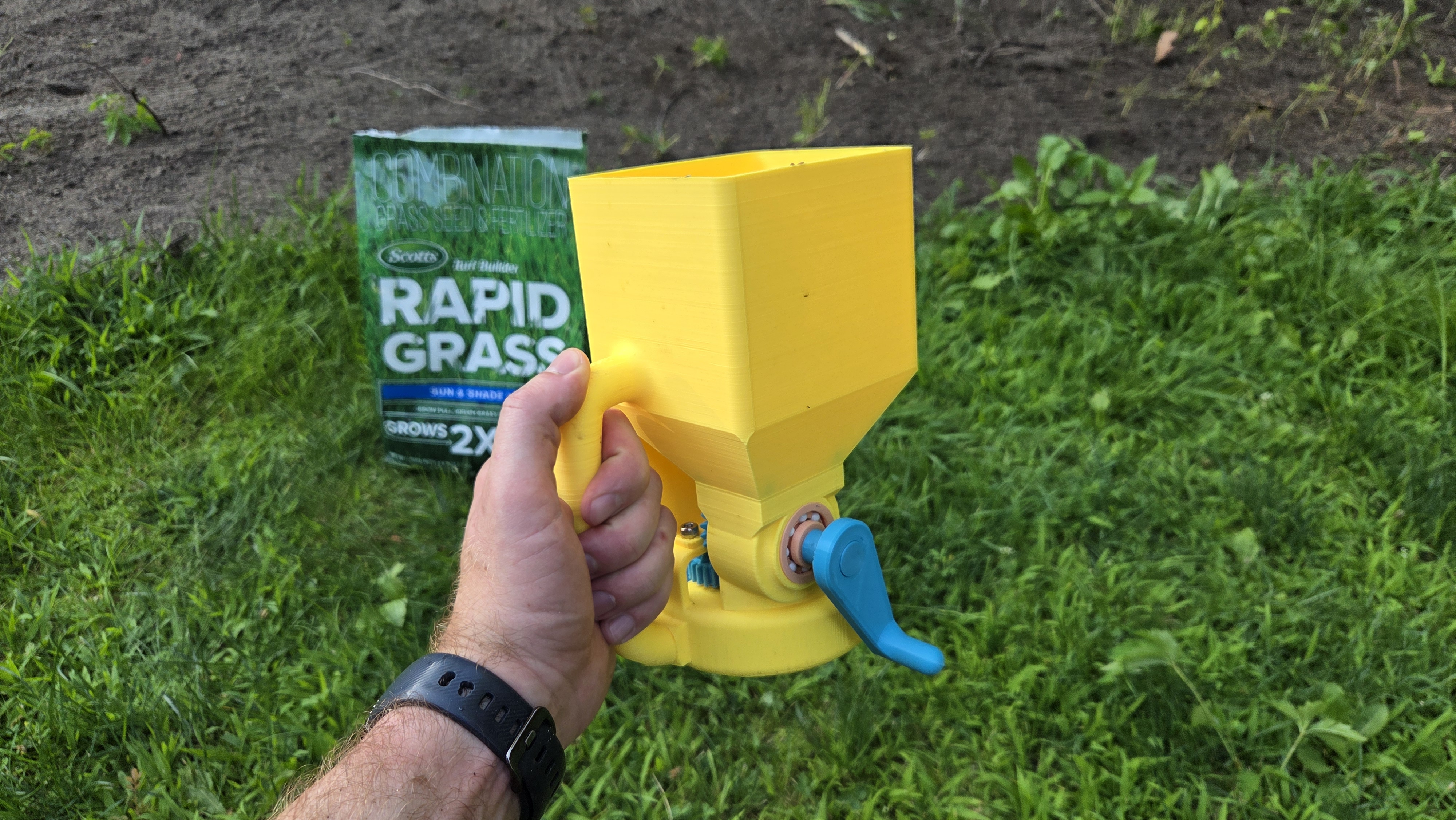 Broadcasting Grass Seed Spreader — miniatura 3
