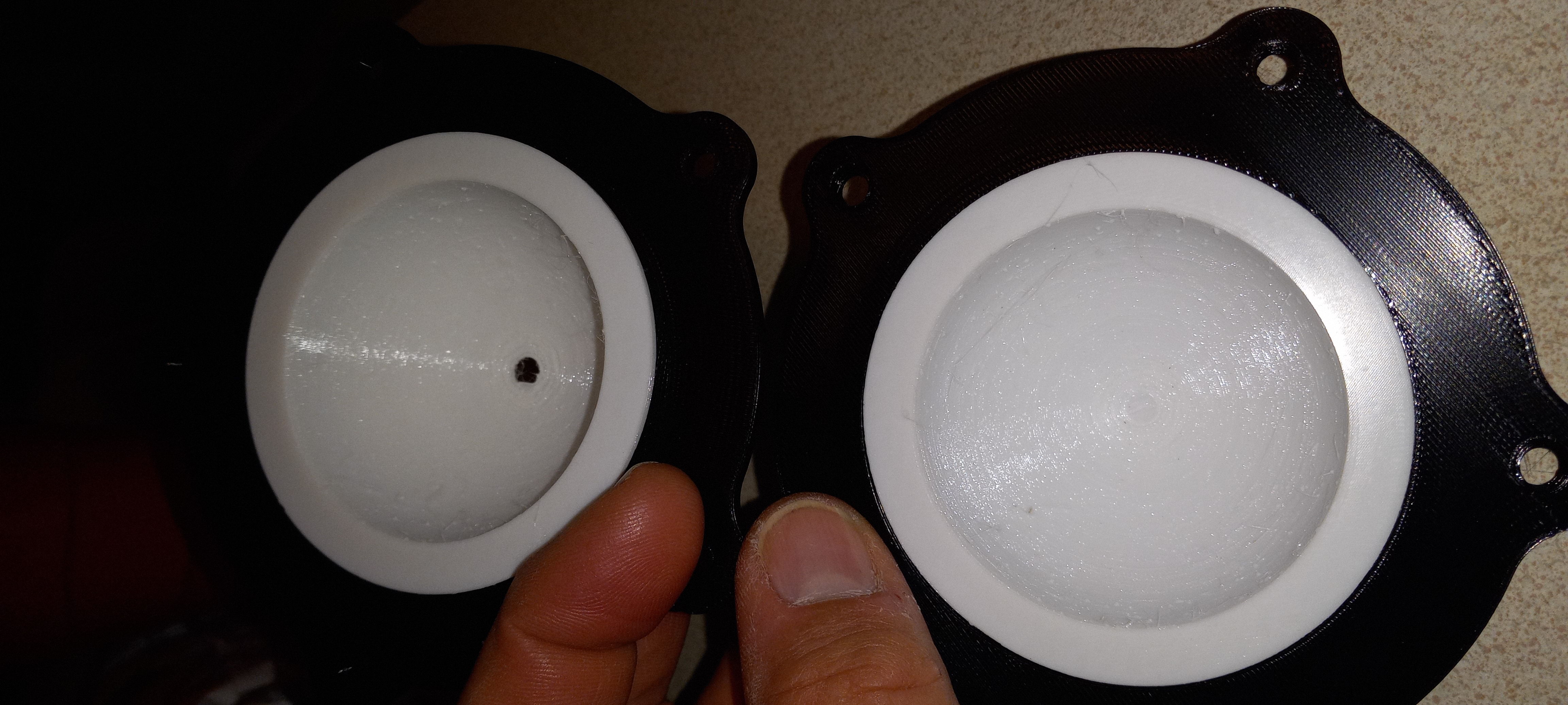 Miniatura 5 do modelo 3D Bourbon Ice Ball Maker