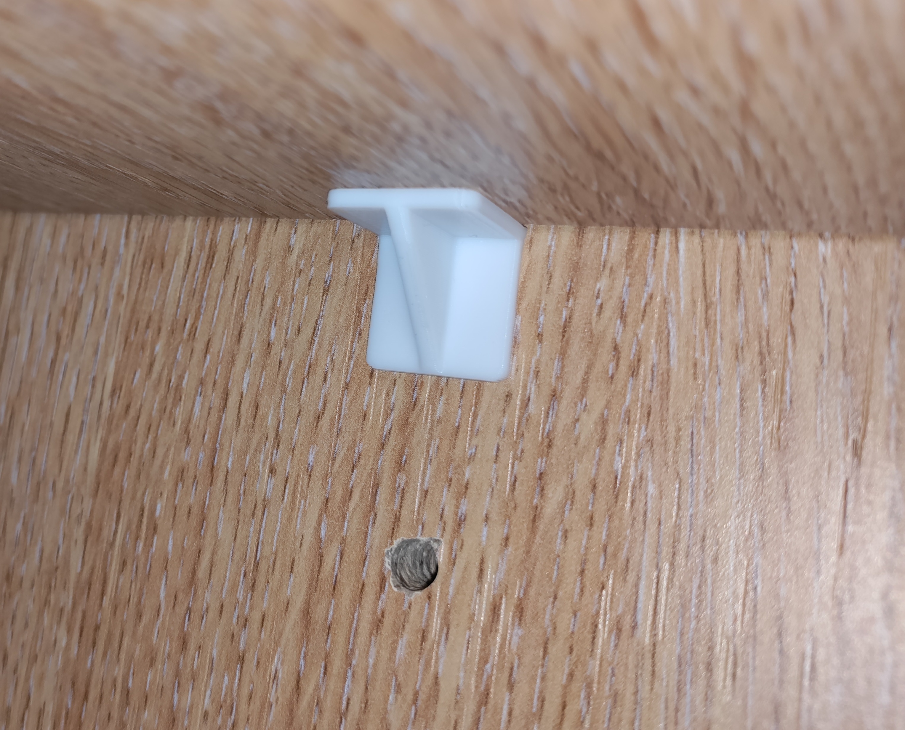 Miniatura 4 do modelo 3D Shelf support / Shelf hanger