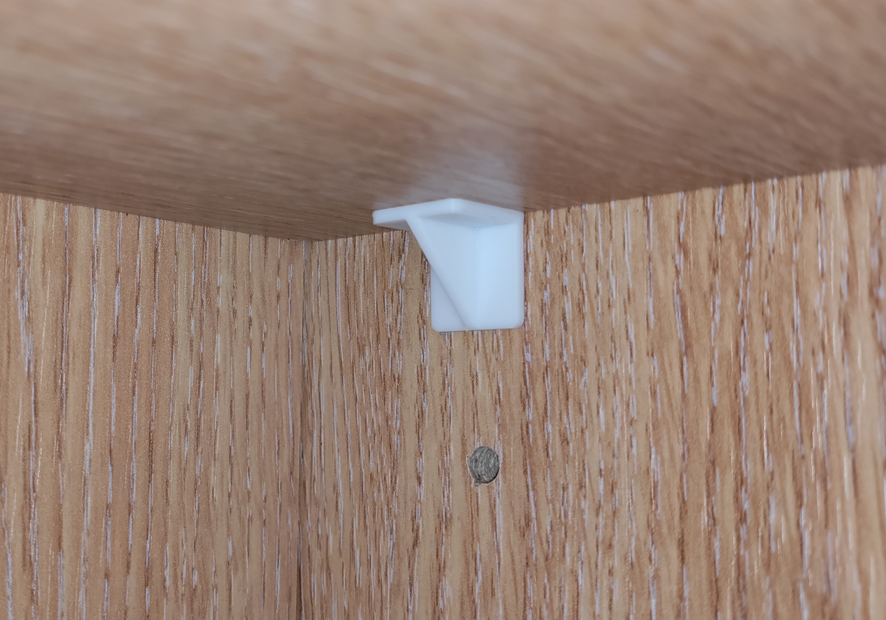Shelf support / Shelf hanger by beerman Download free STL model