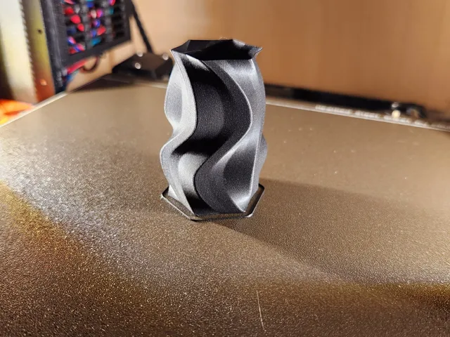 Wavy Vase