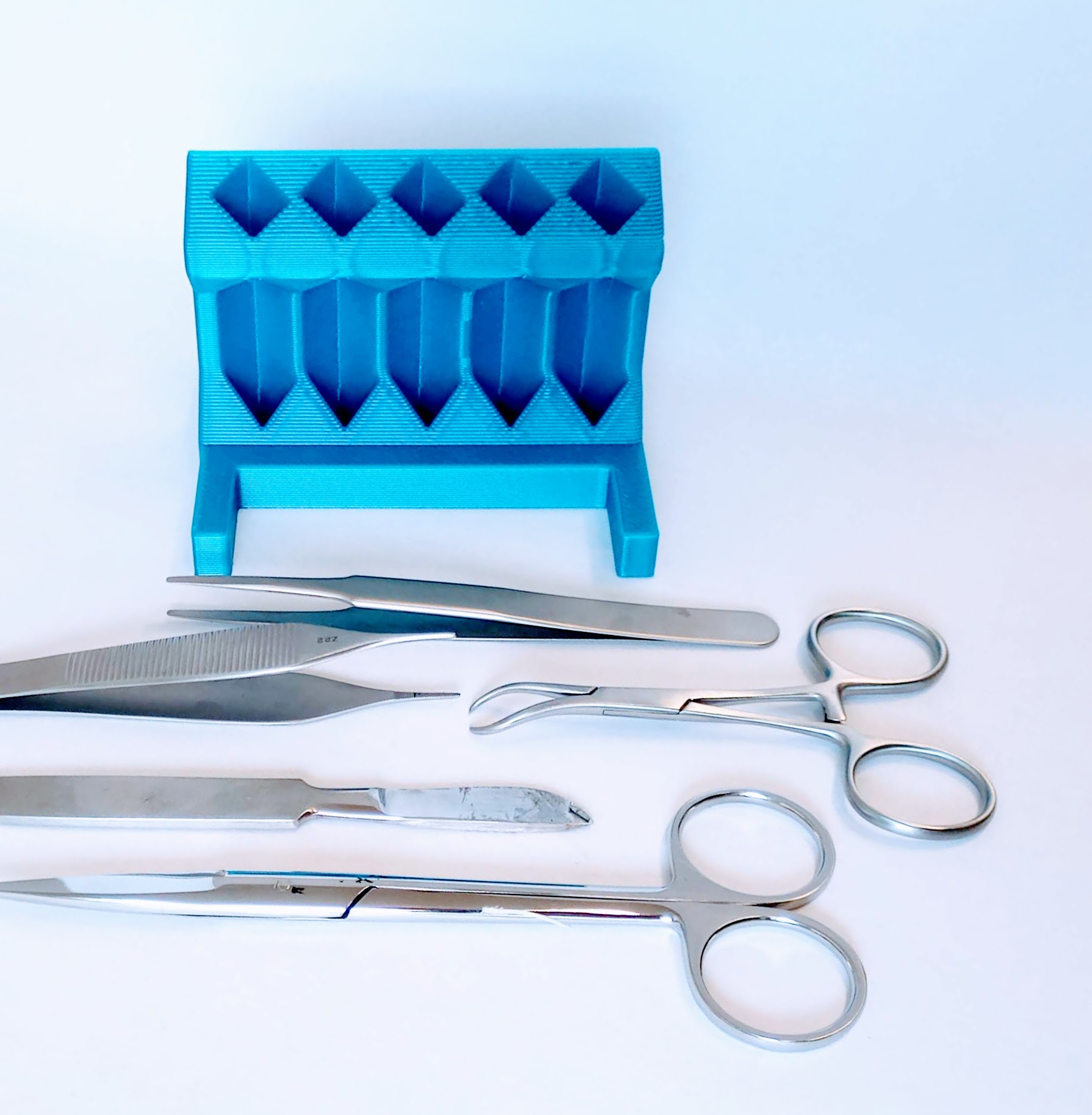 Tweezer/lab tool holder with fugly stabilizers by Fußka Download free