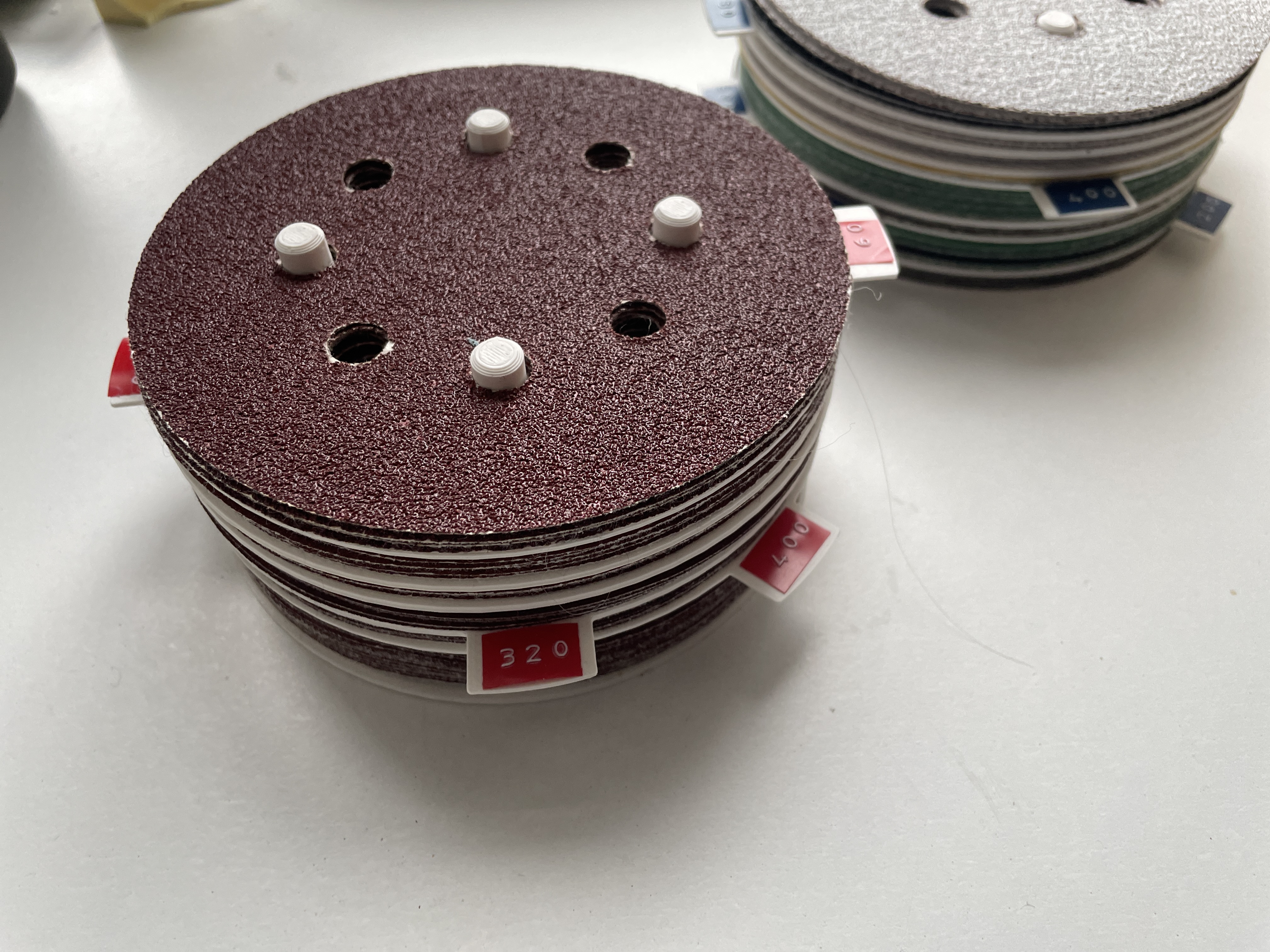 Sanding Disc Dispenser 125mm (stackable) + Interlay with Tag