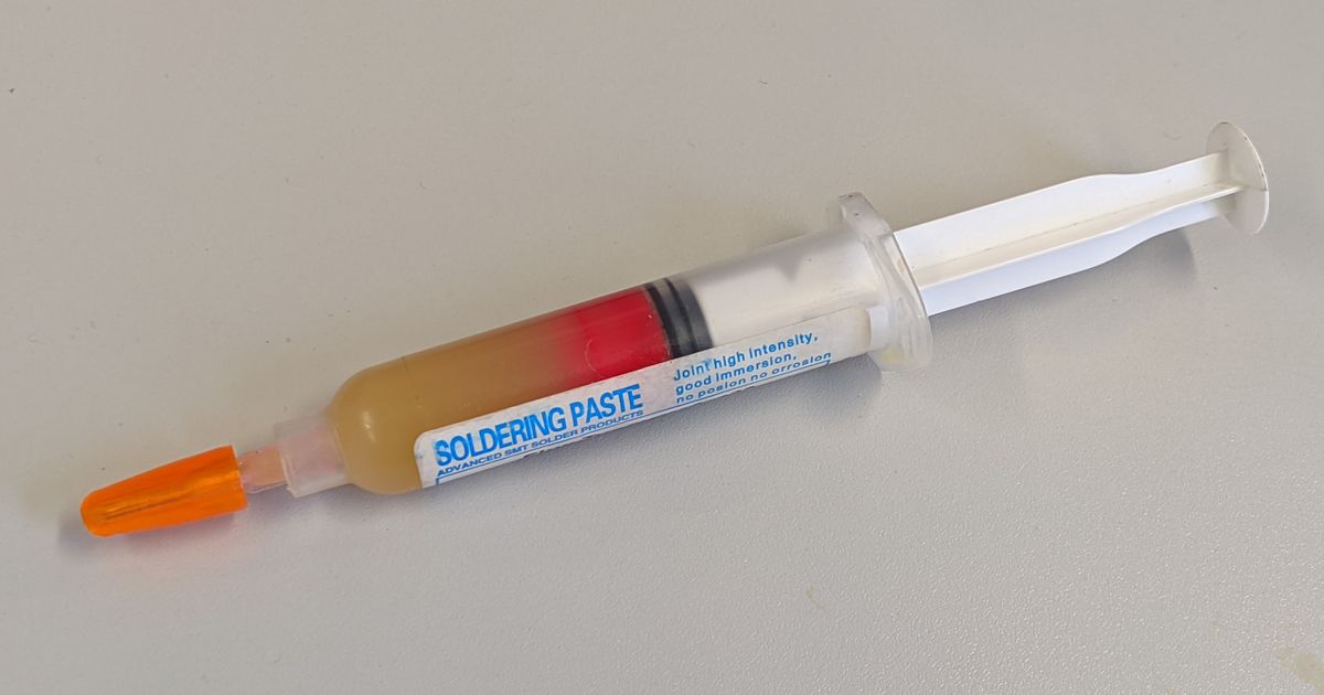 Cap for soldering flux syringe by nfroehberg Download free STL model